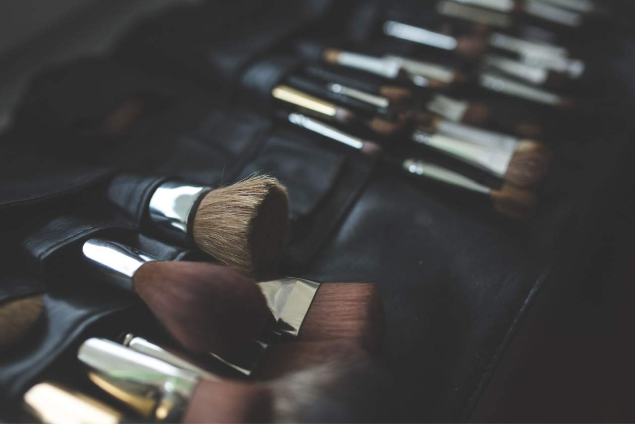 AFORROWEB: Éxito en la venta de brochas de maquillaje buenas online