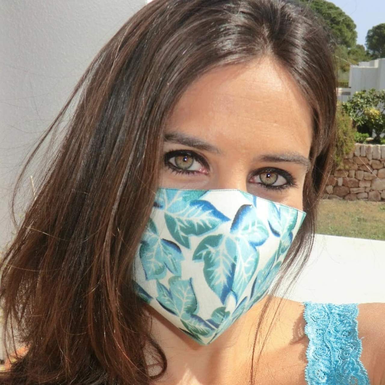 Entresedas: amplia gama de mascarillas de seda reutilizables