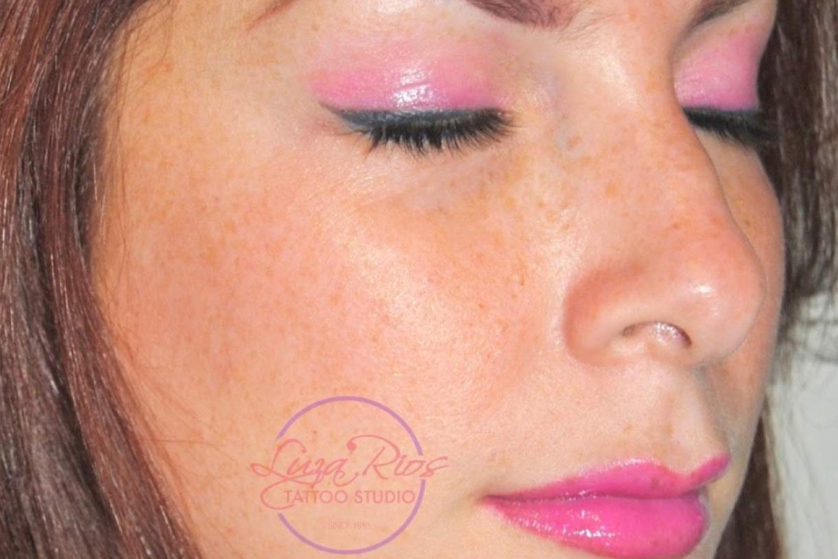 Luza Ríos Tattoo Studio: aumenta la seguridad con el maquillaje permanente difuminado