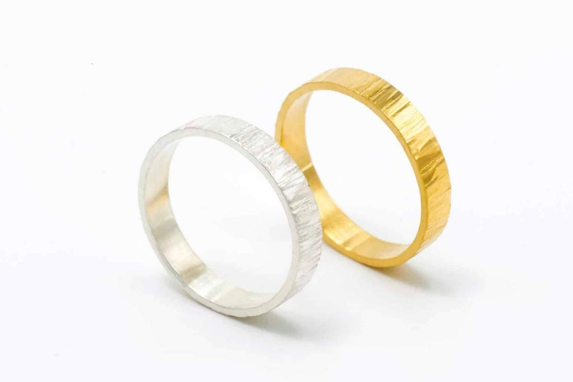 Joyas artesanales con diseños únicos y una ética especial en Juia Jewels
