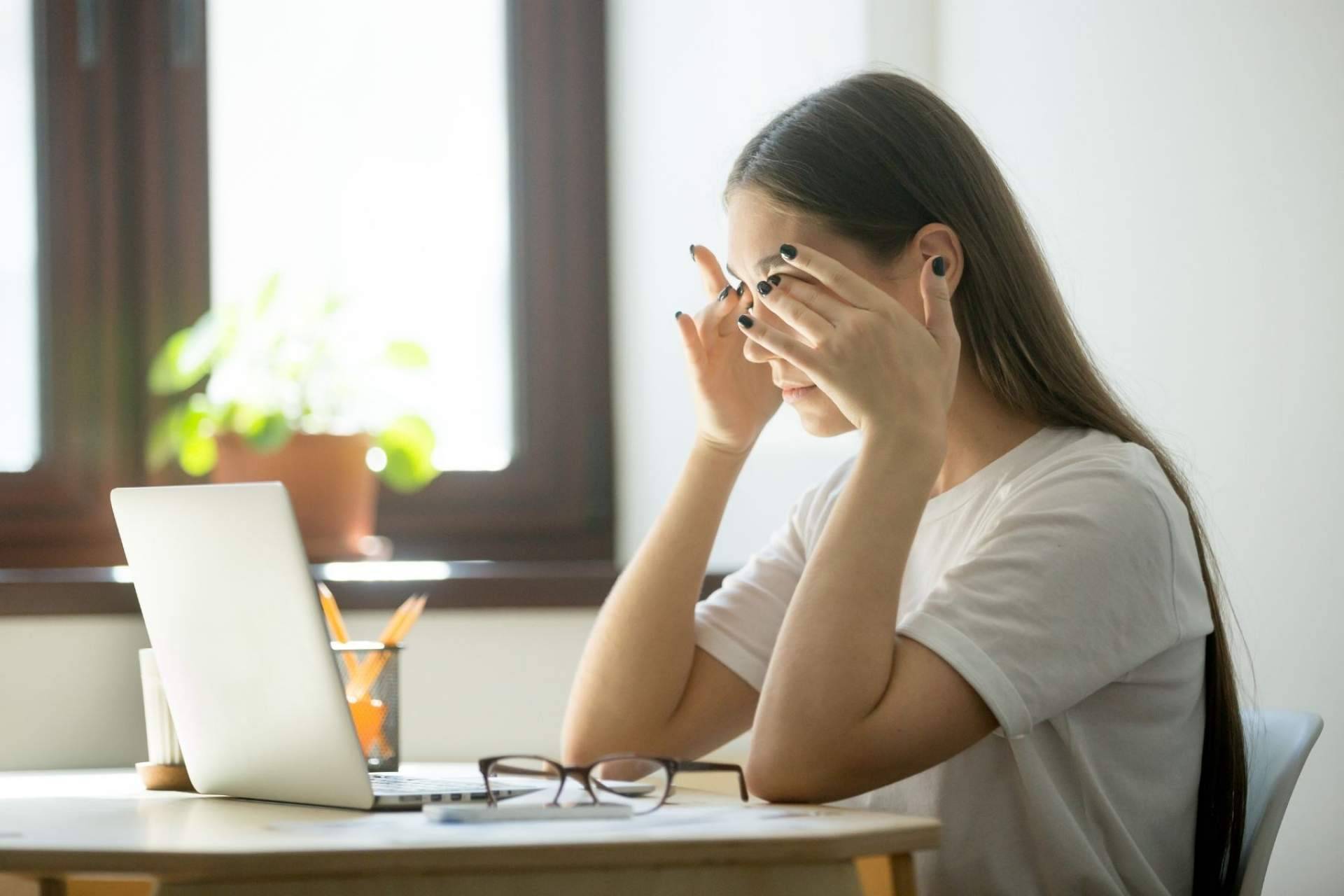 Clínica Viasalud: ¿Cómo puede la fisioterapia mejorar las migrañas, cefalea y ATM?