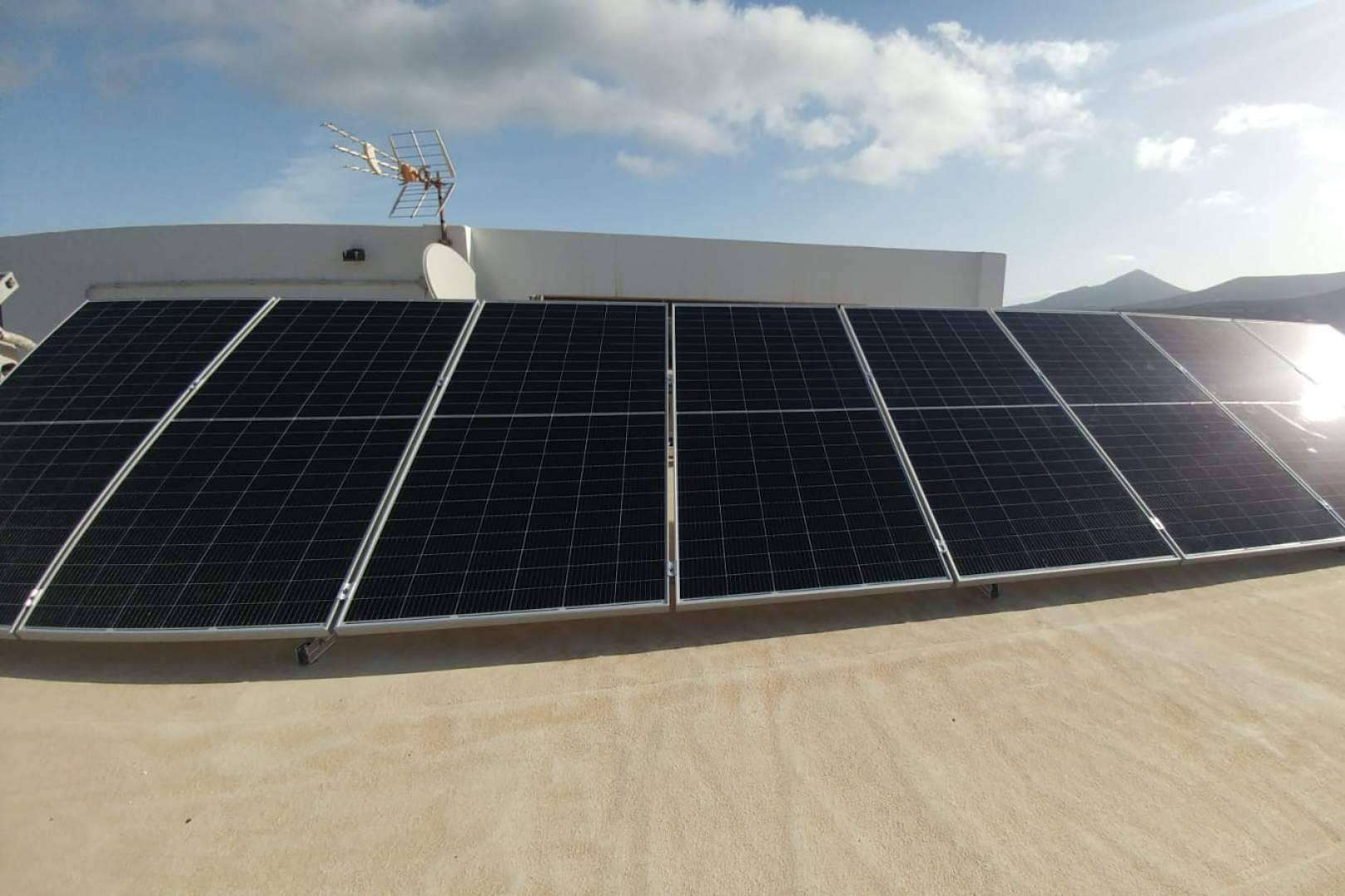 Las medidas para ahorrar ante el aumento del precio de la luz: Estudio TermoSolar