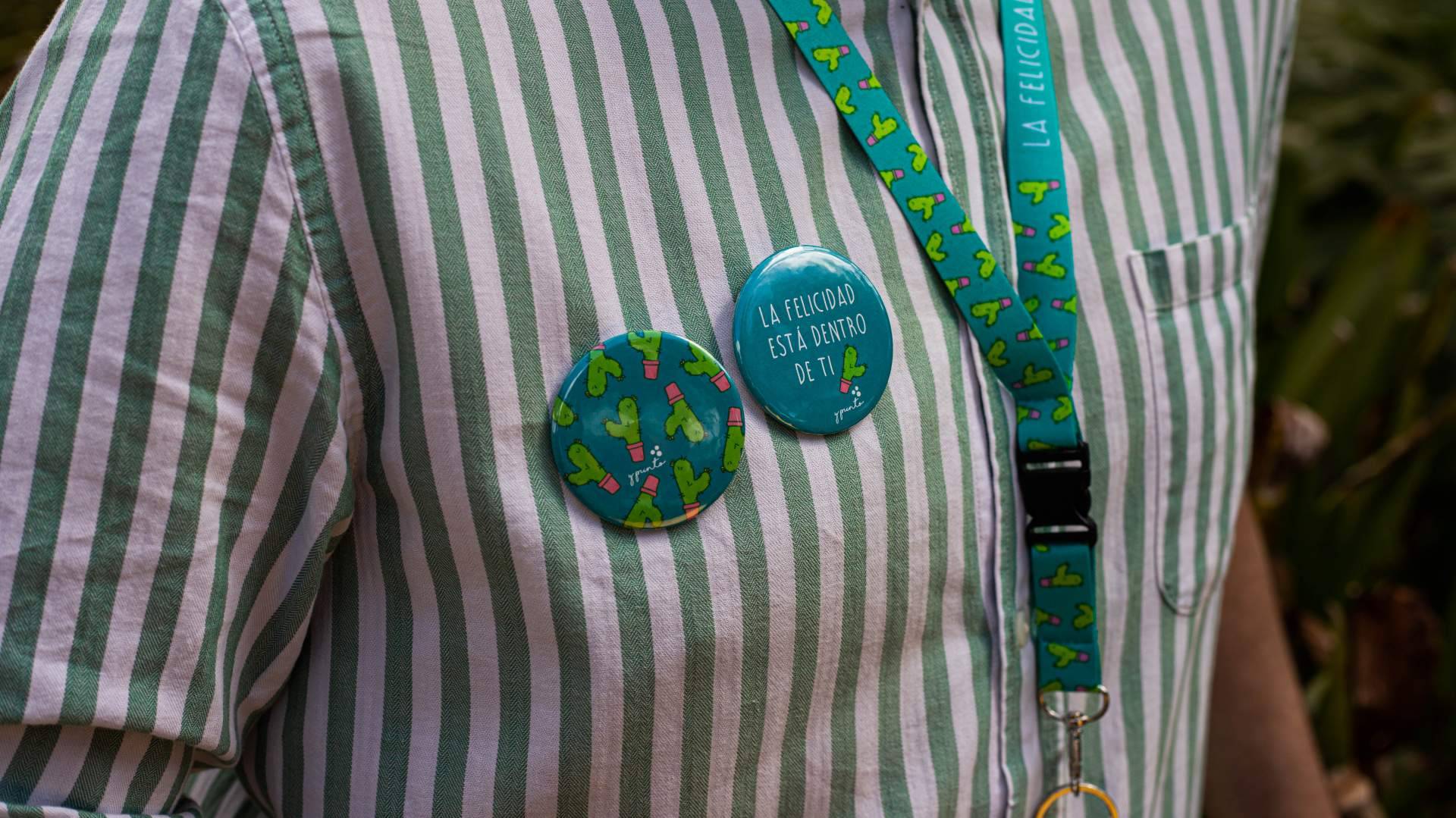 Los lanyards personalizados que ofrece Presume y Punto para regalos especiales