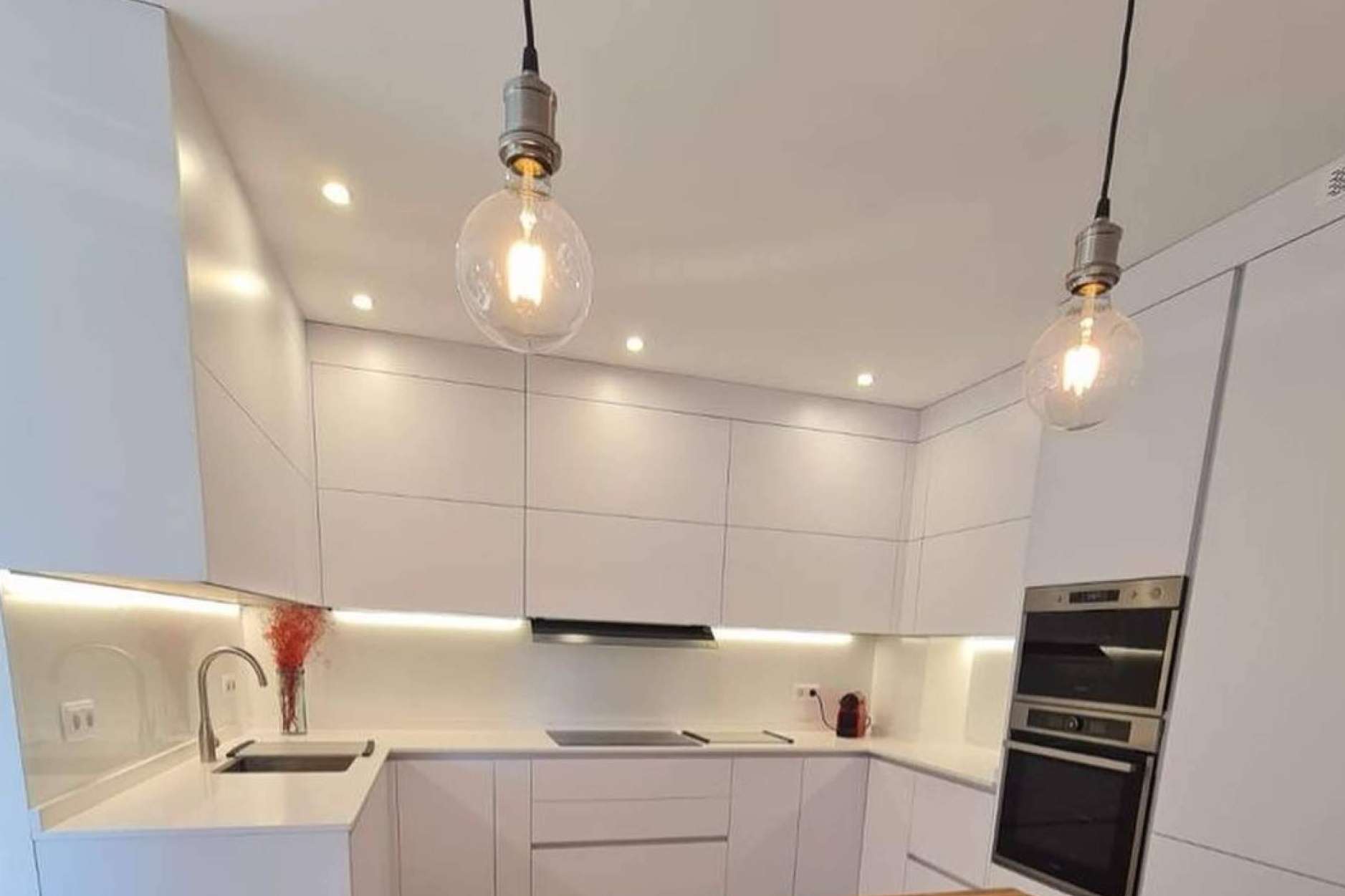 Valencia Reformas: ¿Cómo elegir un buen diseño de cocinas?