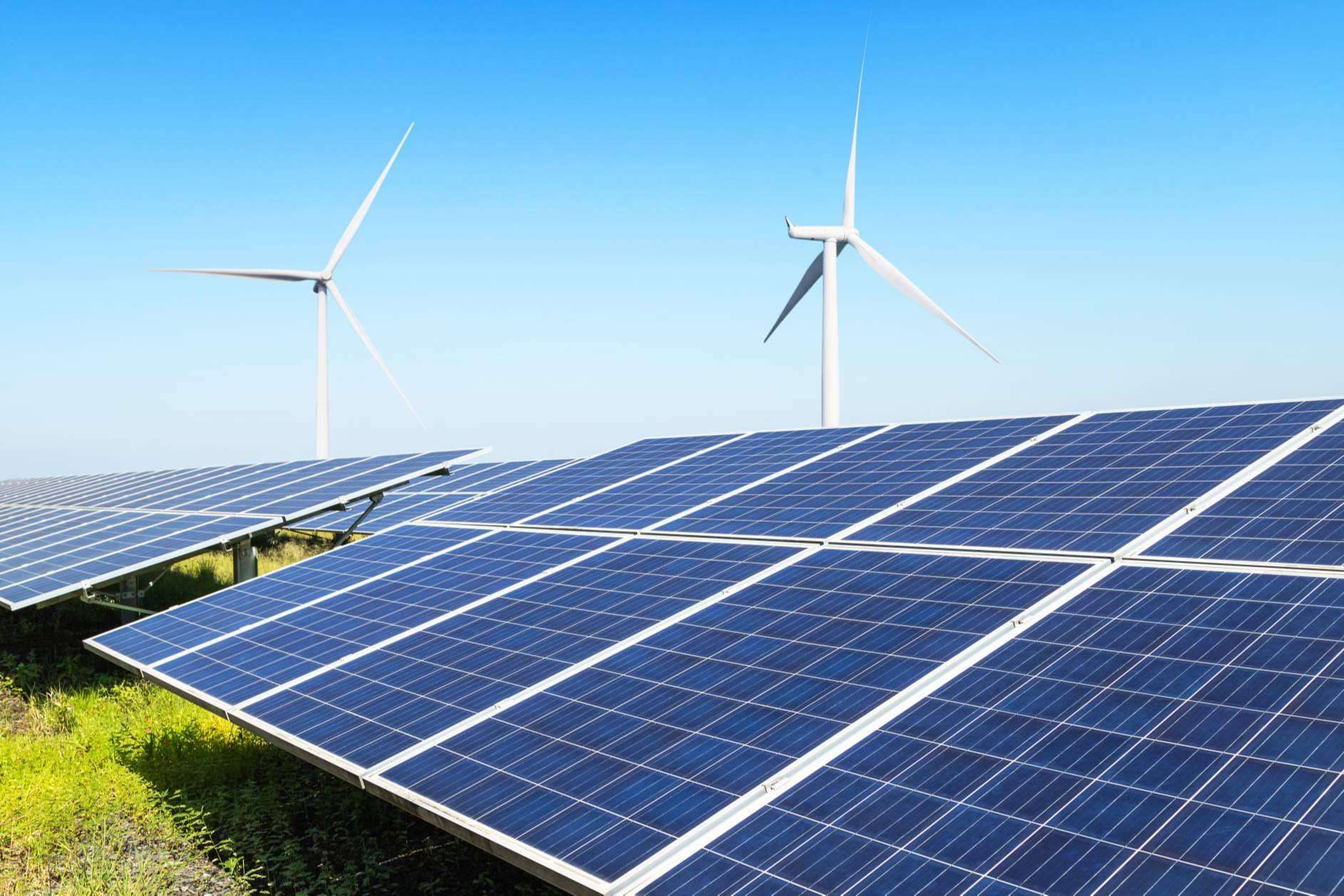Ingeniería MASRED ¿Qué son las placas solares híbridas?