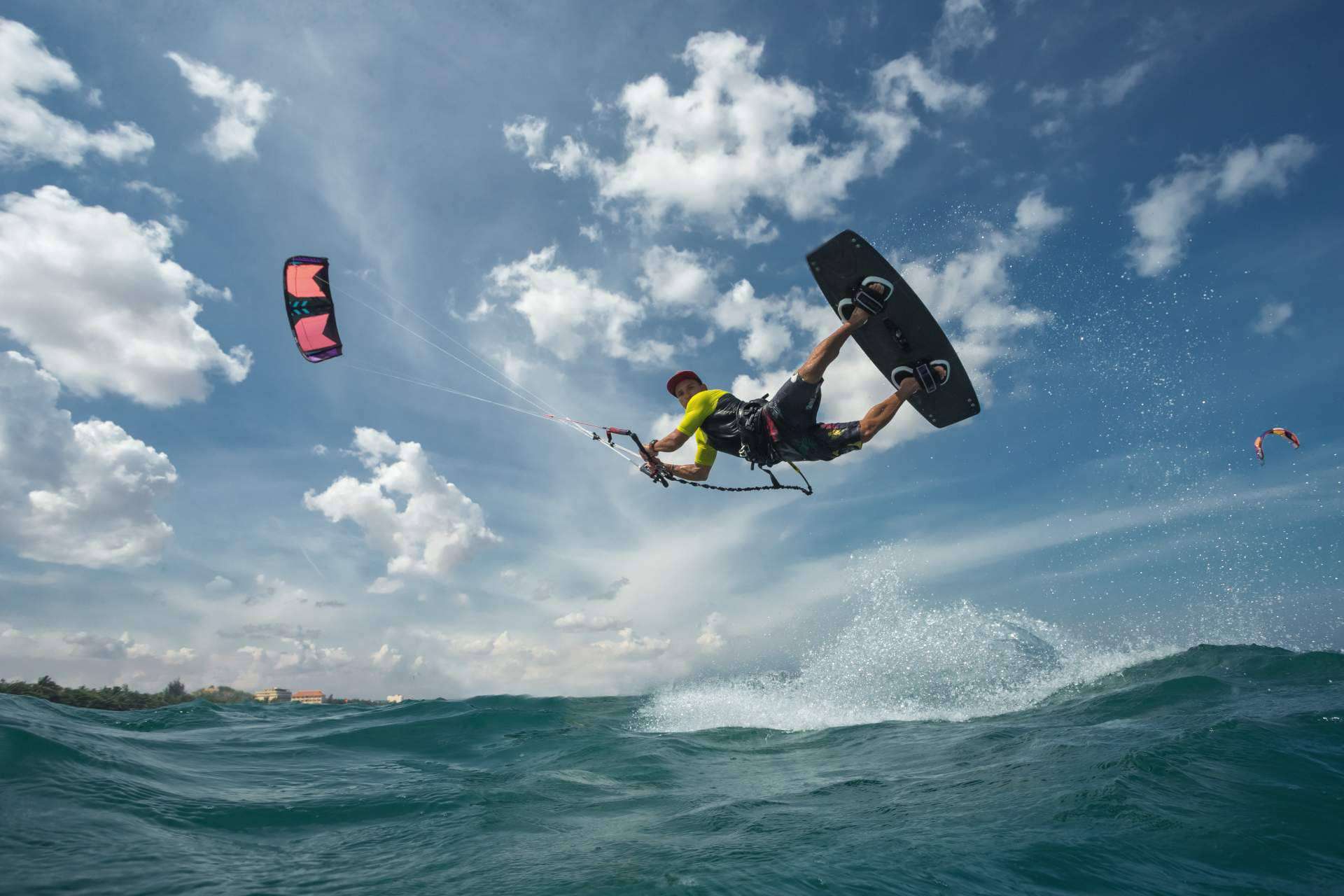 La escuela de kitesurf de Tarifa que ofrece cursos durante todo el año