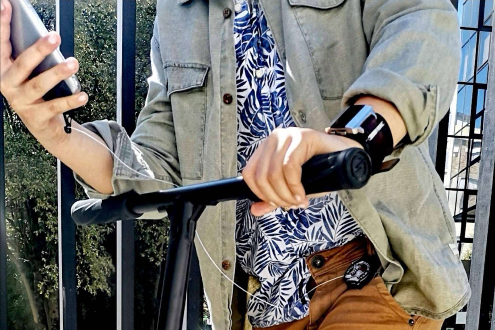Proteger el móvil de roturas y robos con un simple dispositivo de la mano de Stopcrash
