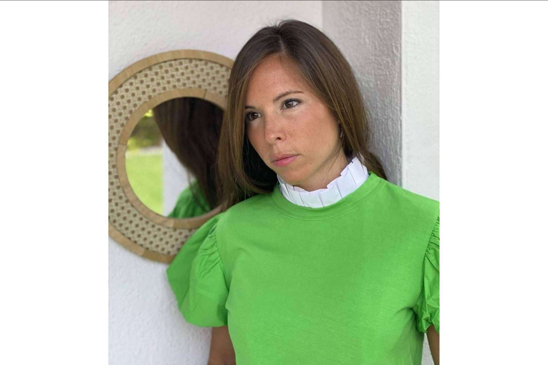 VinicaMoon, moda y solidaridad se unen en la propuesta de cuellos de camisa