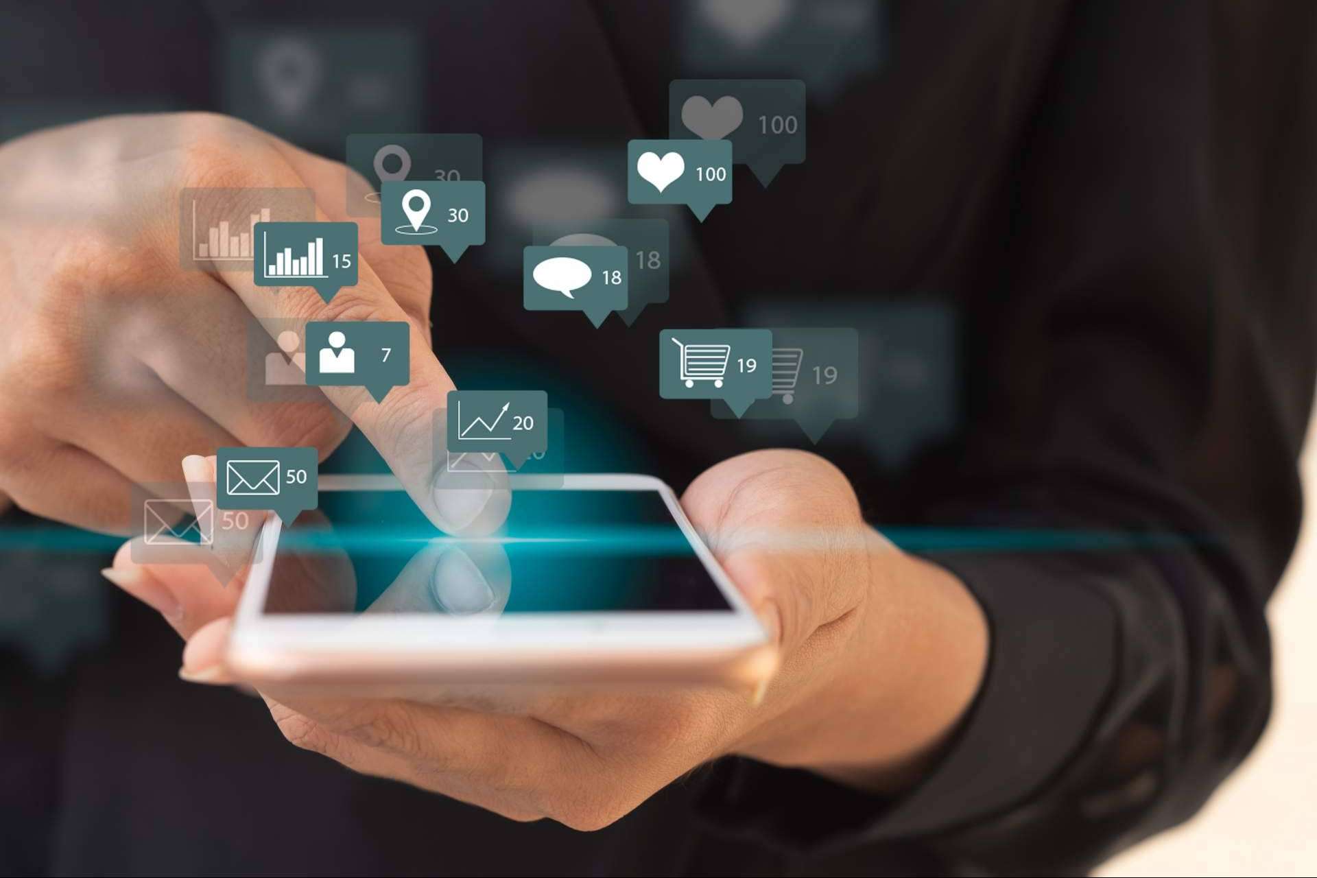 Lograr una gestión eficiente de redes sociales según el sector con Sambito Digital