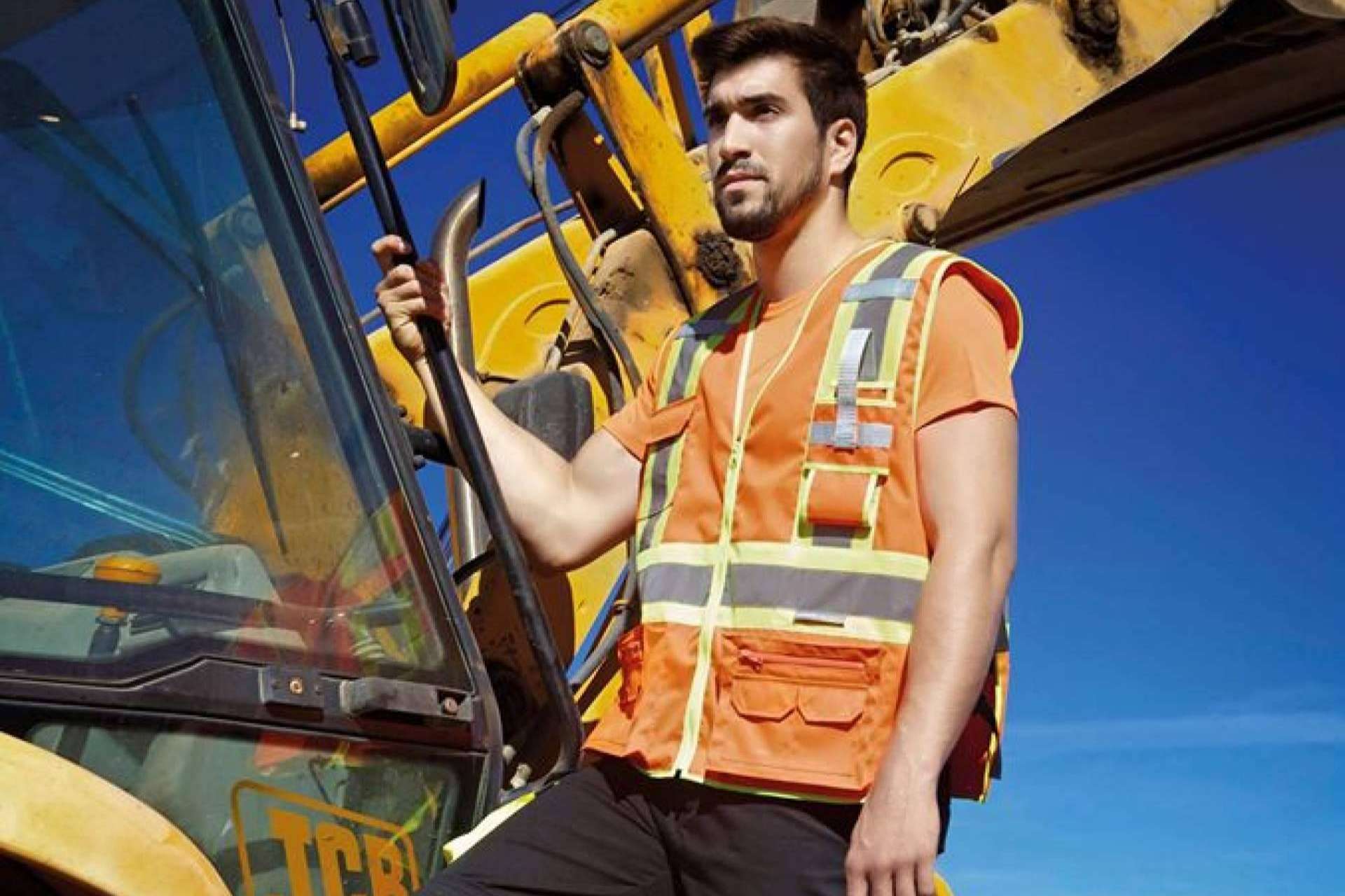 Amplia variedad de uniformes de trabajo en Promofactory
