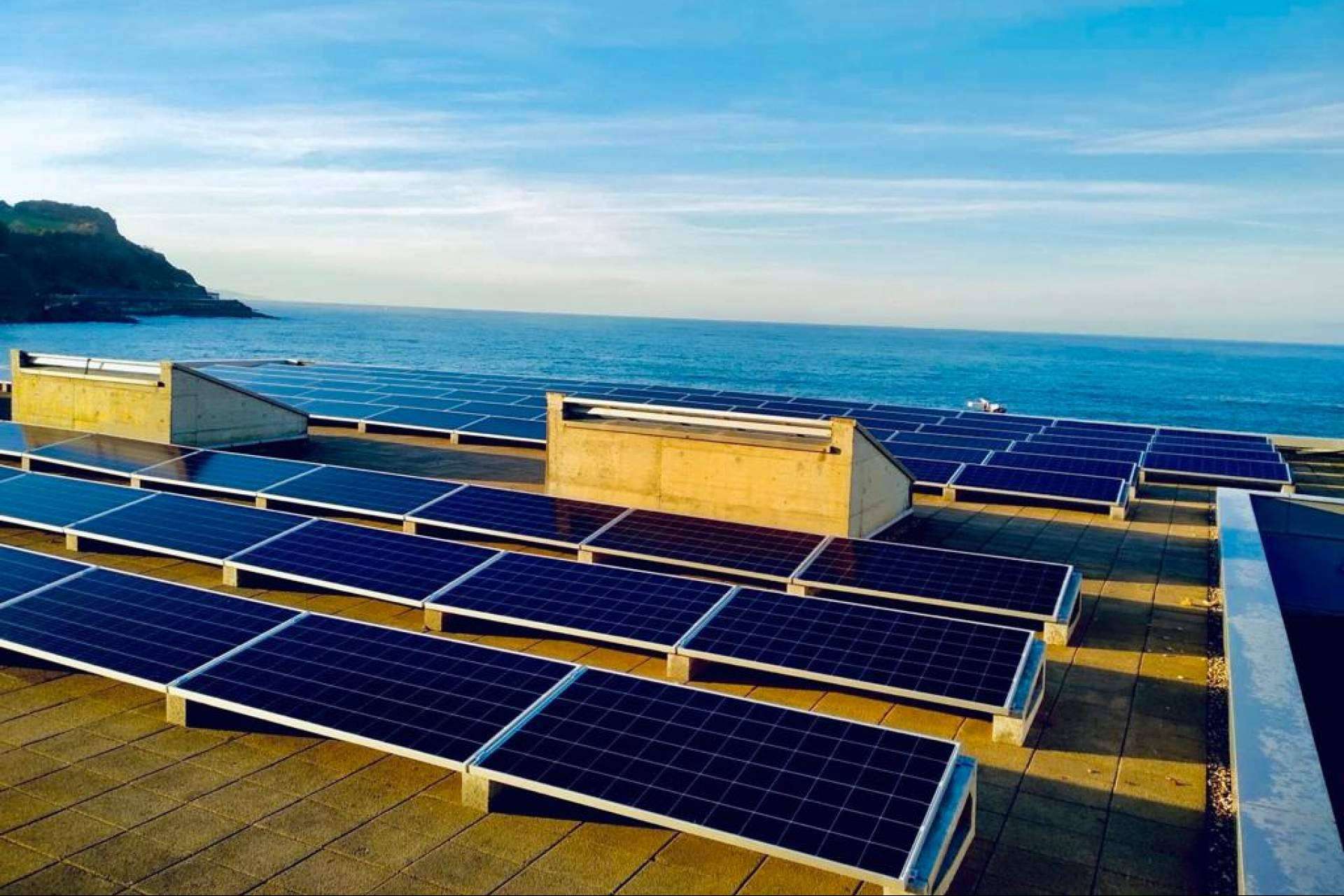De la mano de Energiber se puede realizar una estrategia de compra de energía fotovoltaica