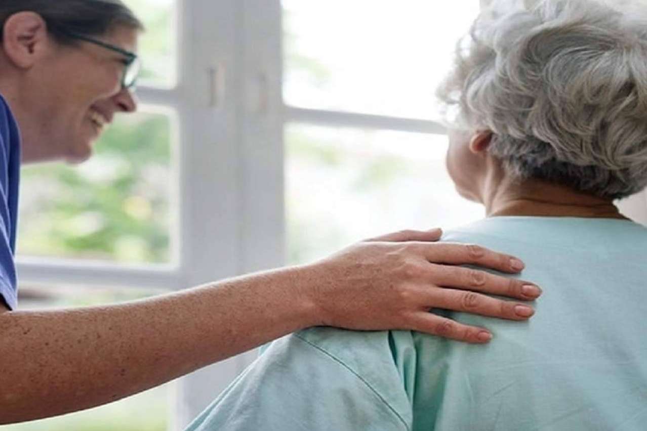 Los servicios para el cuidado de ancianos y enfermos de Seyer Hogar