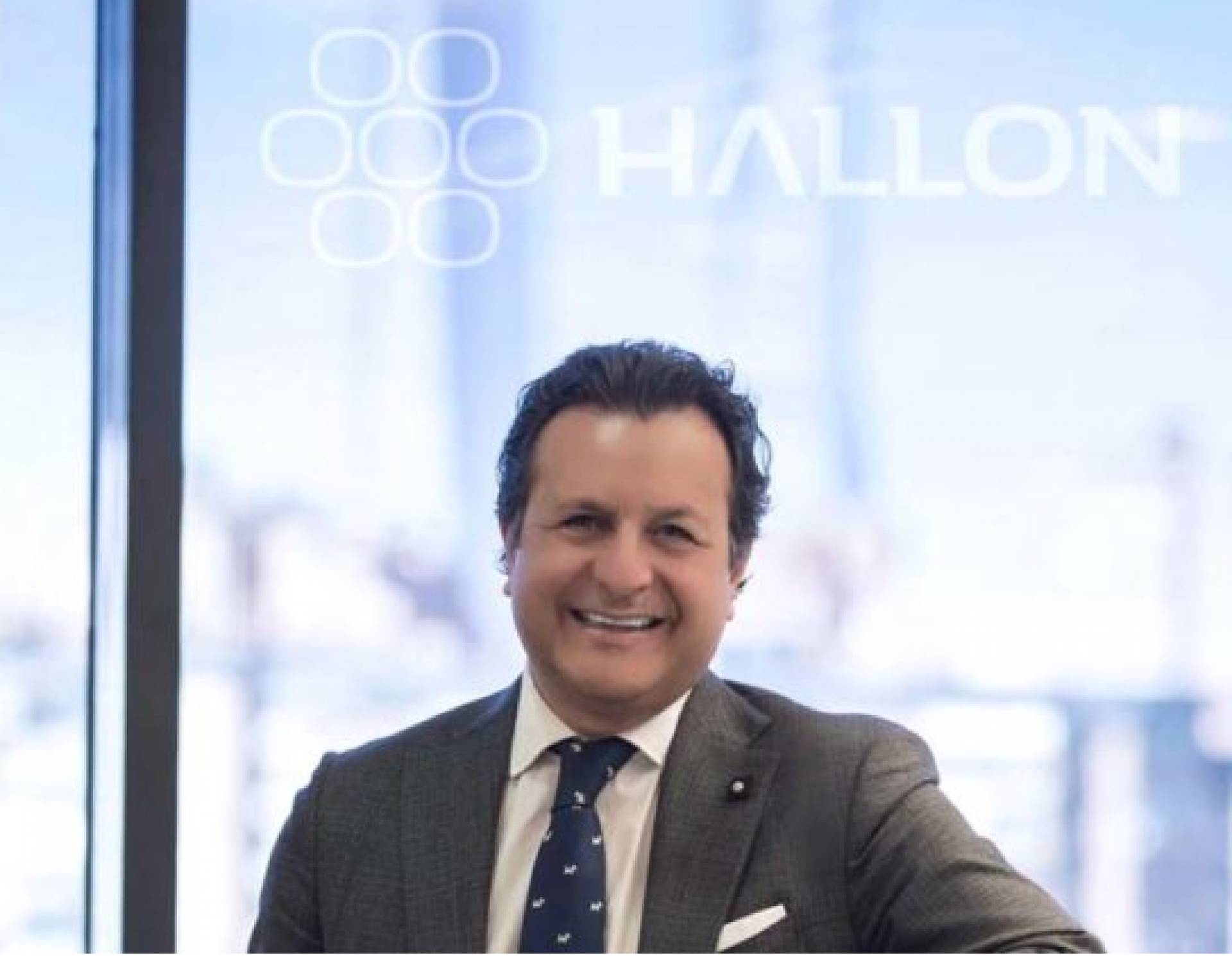 App de seguimiento de medios, cinco razones por las que los clientes de Hallon la usan en su dispositivo móvil