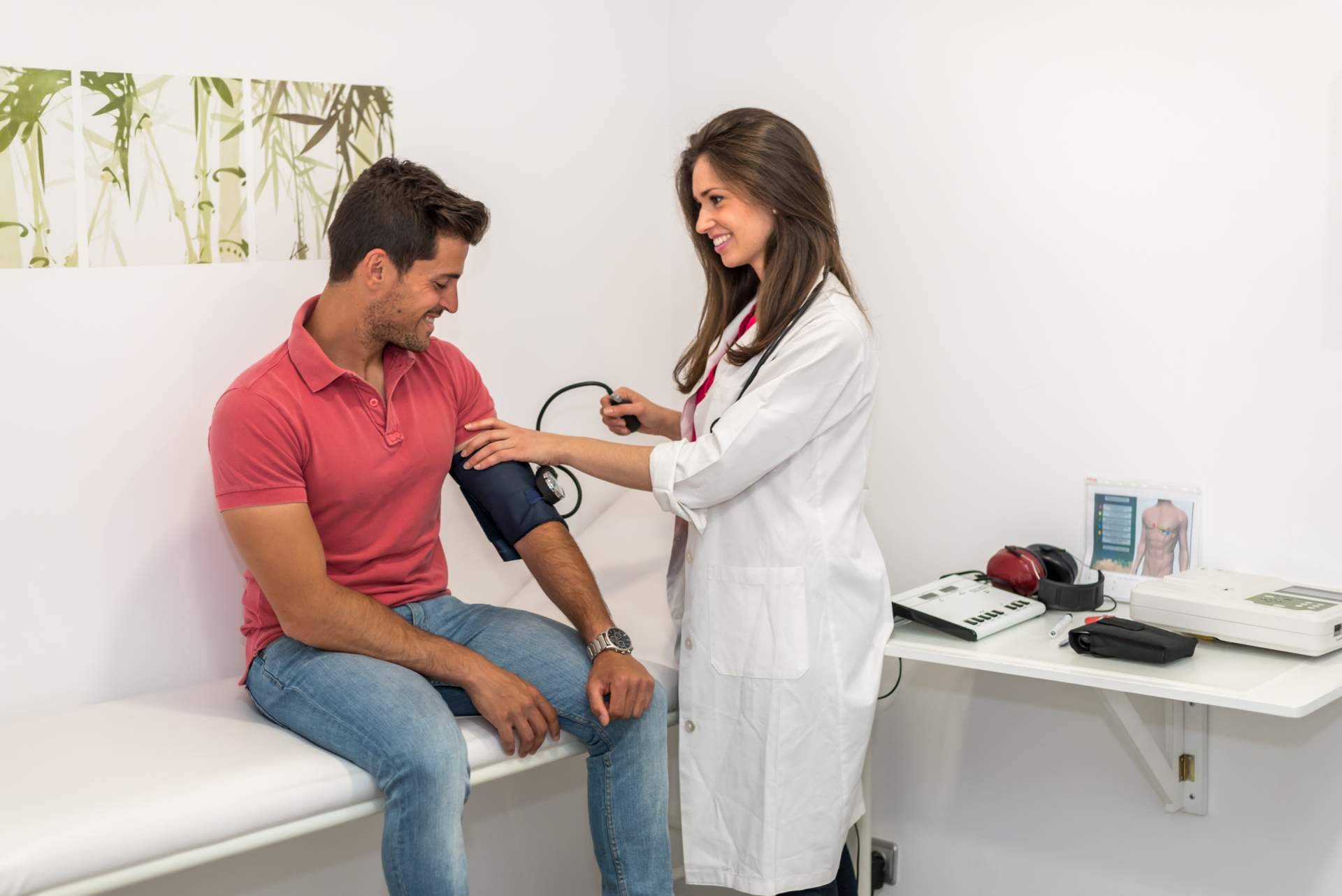 Los servicios en reconocimientos médicos y psicotécnicos de conducir que ofrece Centro Médico Bravo