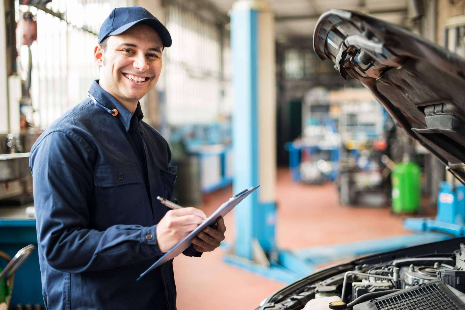 Adquirir un coche de segunda mano seguro mediante la verificación, diagnosis y prueba de un perito mecánico profesional, por Testmotor