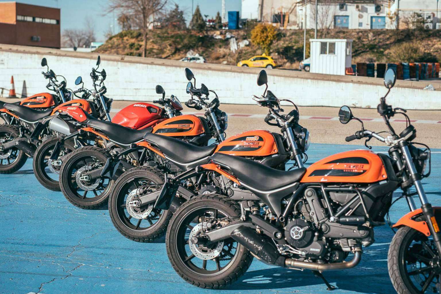 ¿Cuáles son los diferentes tipos de permisos de moto?, por AUTOESCUELA 2000