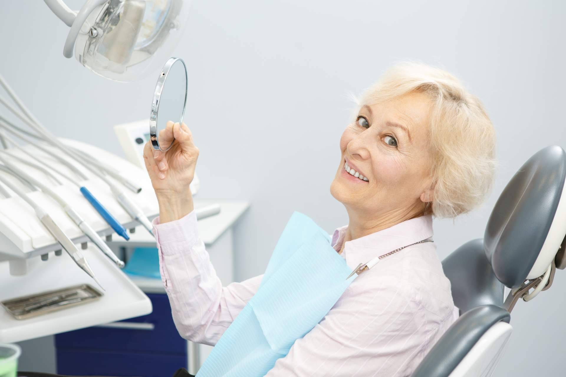 La clínica Corrales Dental es especialista en colocar implantes cigomáticos