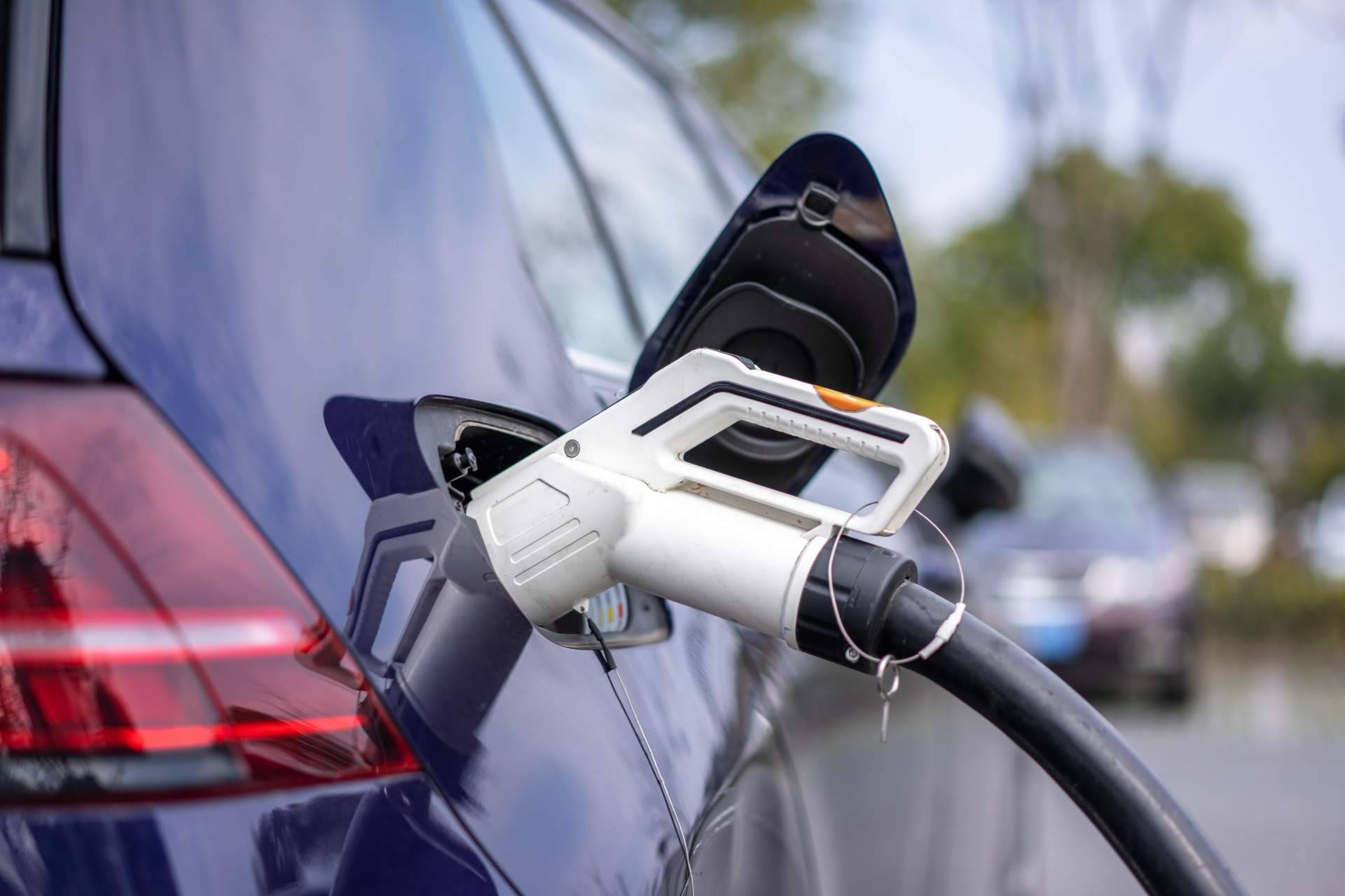 Test Motor habla sobre la importancia de solicitar el informe DGT antes de comprar o vender un vehículo de segunda mano