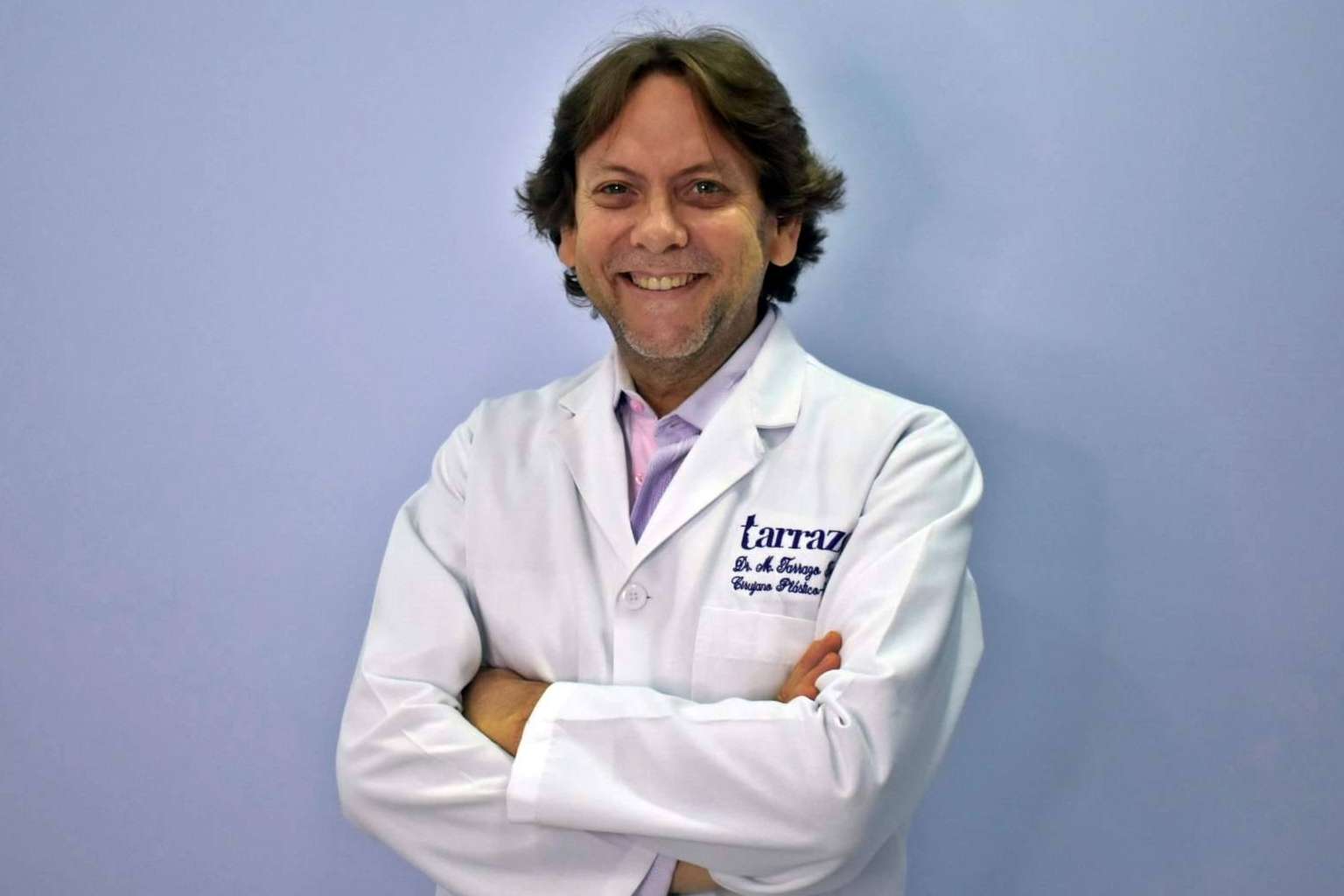 ¿Por qué es importante acudir a los mejores cirujanos plásticos?, por Clínica Tarrazo