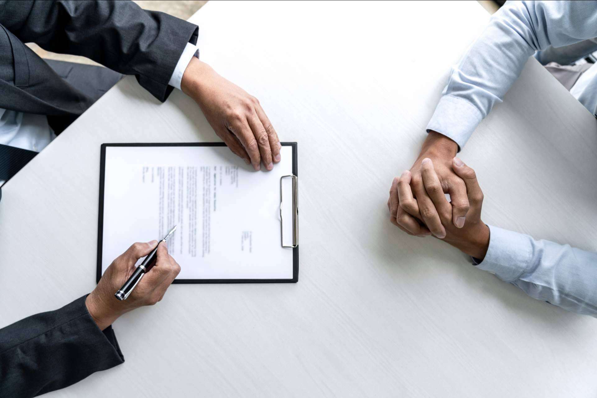 Tras la restricción de los contratos temporales, el contrato de formación se convierte en la alternativa favorita