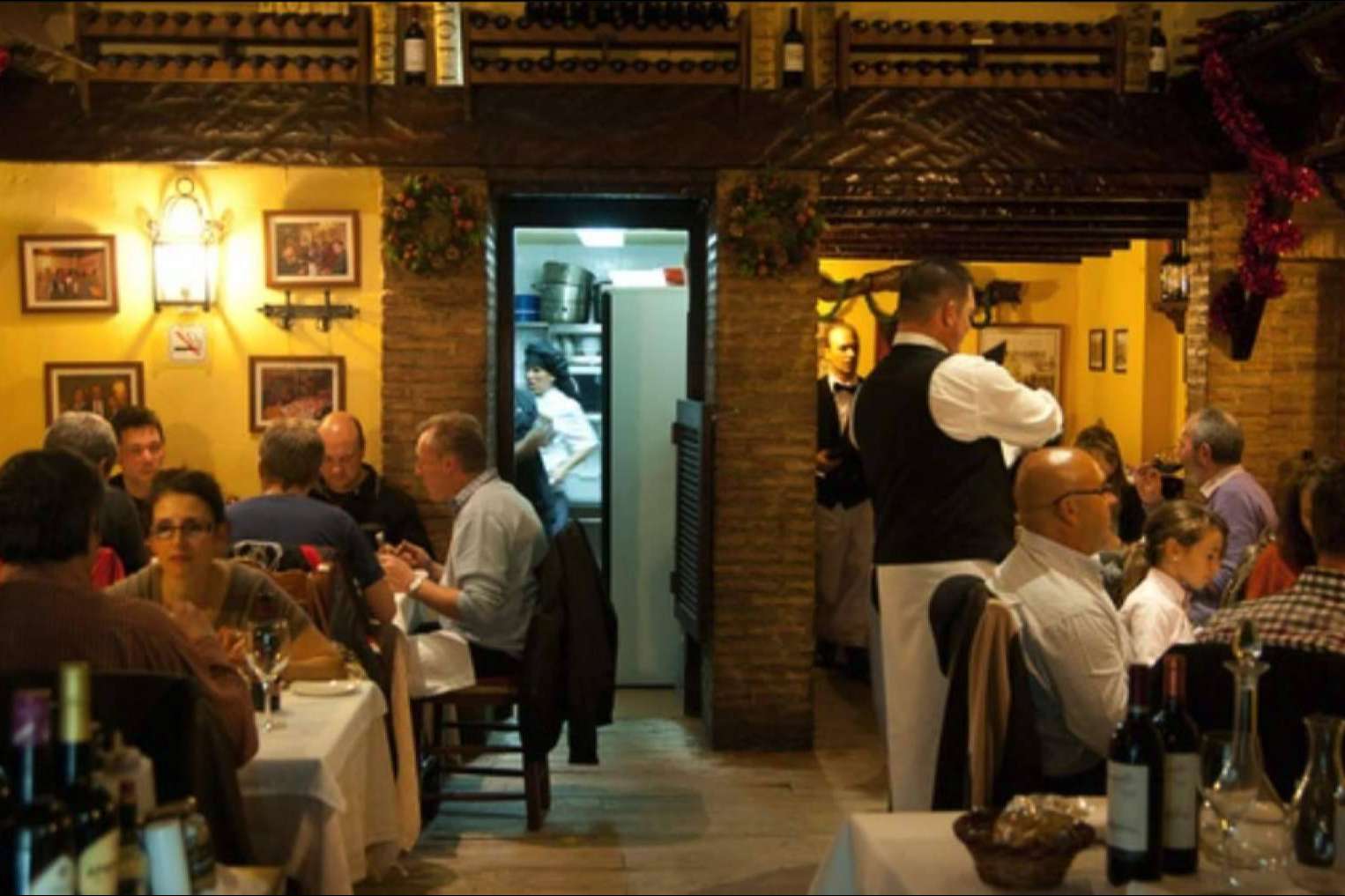 ¿Dónde encontrar un restaurante tradicional en Málaga? El Trillo