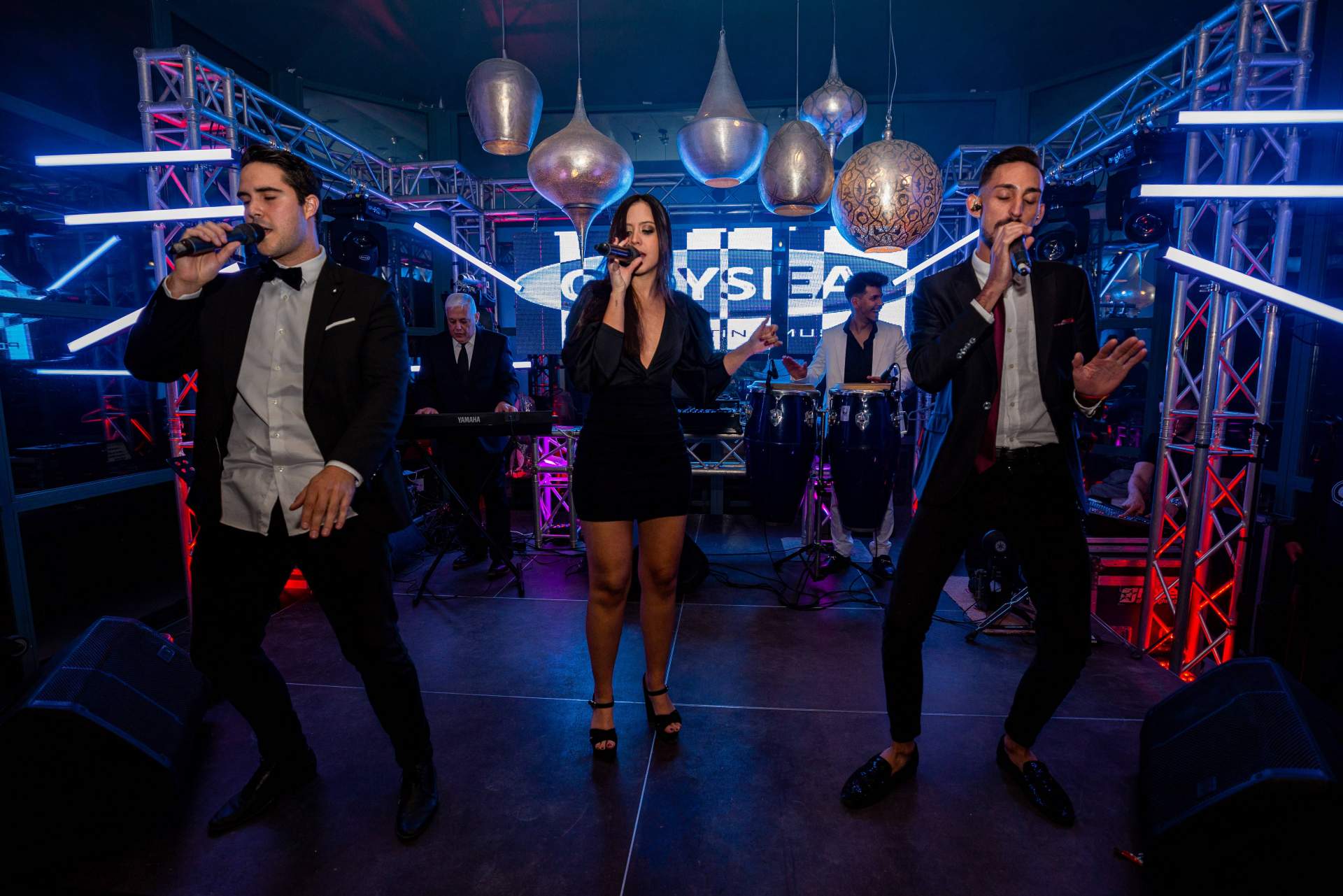 Odysea, la orquesta musical que ofrece servicio para fiestas de pueblo en España