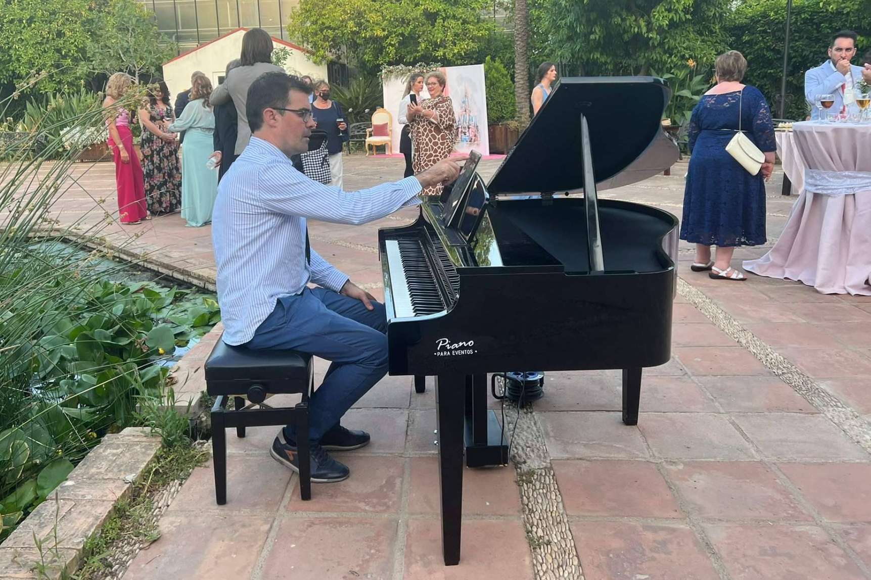 Música de piano en directo para crear un momento único en bodas y eventos con Piano Para Eventos