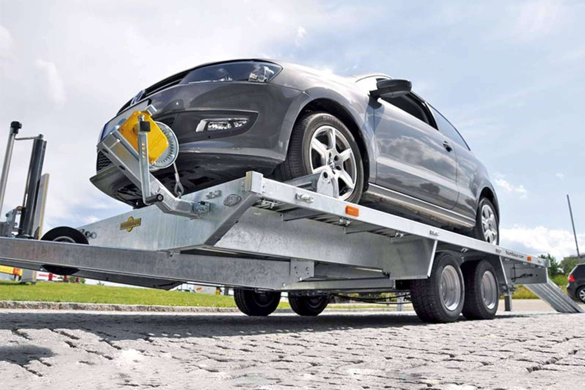 Buscoremolque ofrece asesoramiento en el momento de comprar un remolque portacoches