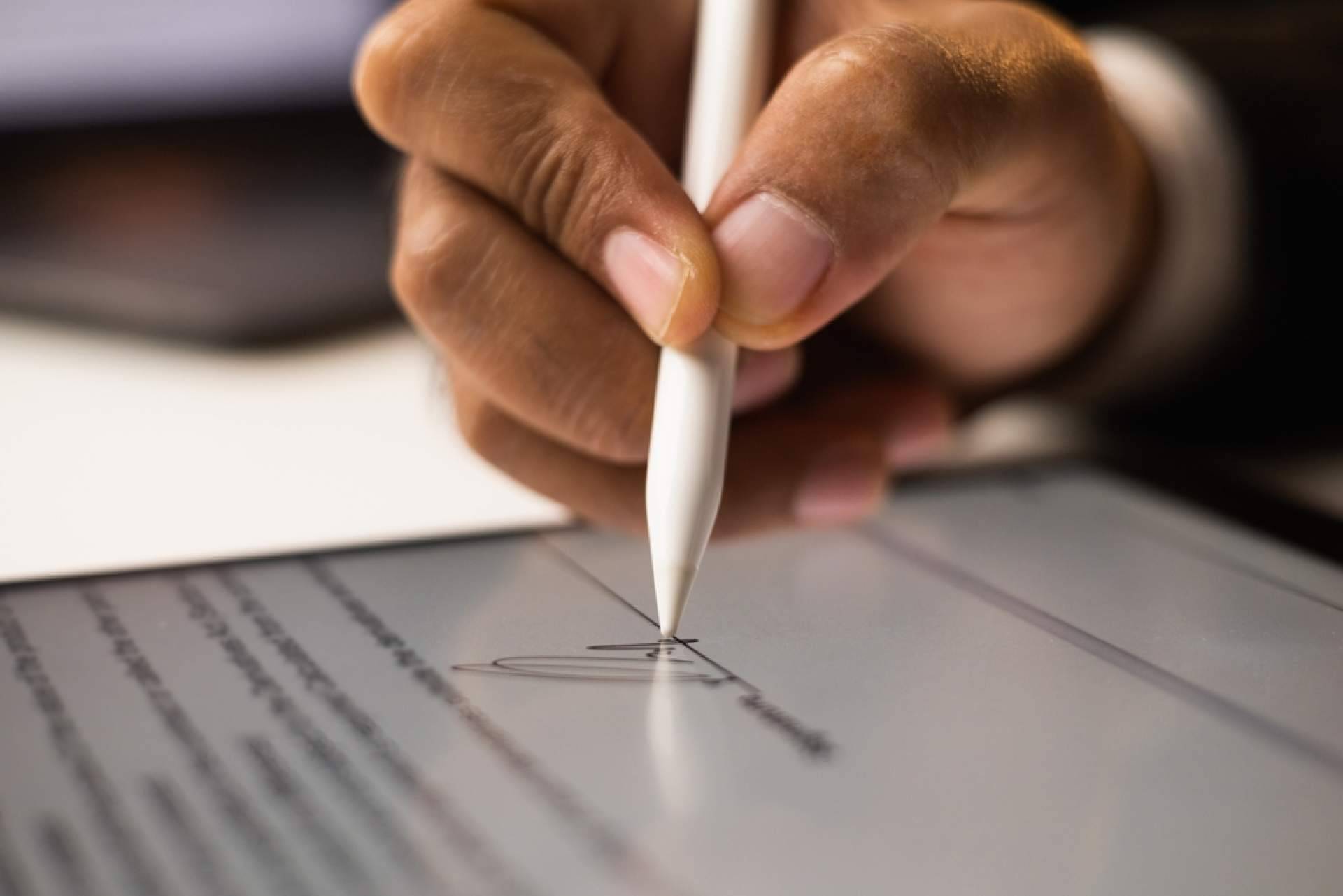 Las clínicas profesionales pueden firmar de forma digital contratando la app de SIGNply