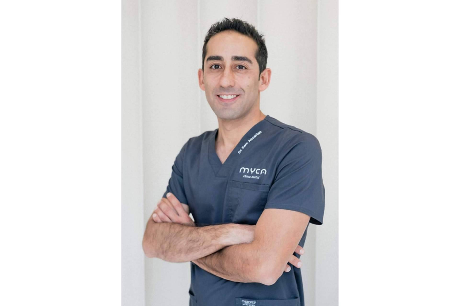 Implantes dentales para sonreír sin complejos, con MYCA