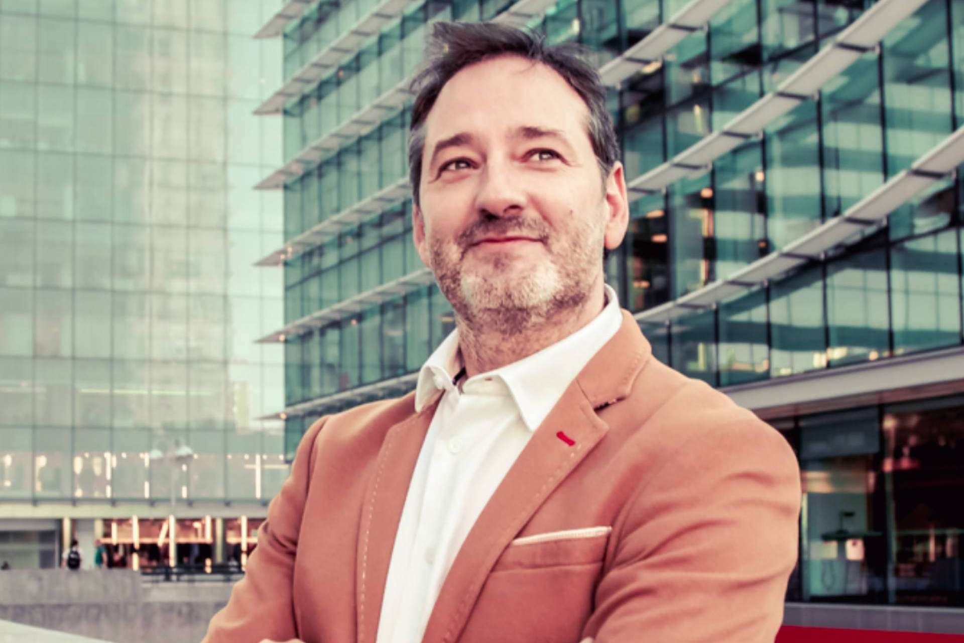 Nominan a Ruben Turienzo a los premios Reed Latino
