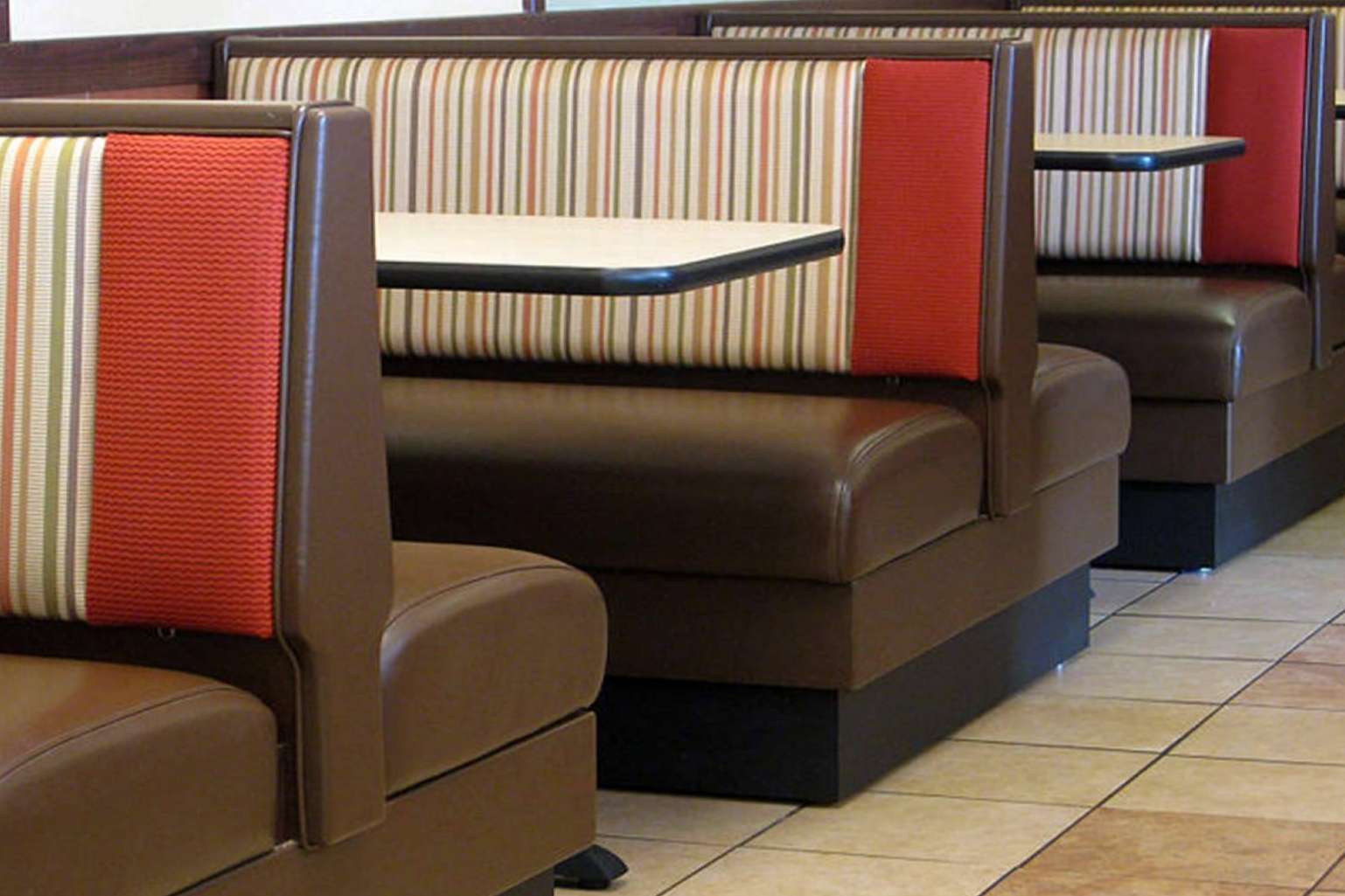 La amplia oferta de Muebles Exterior en muebles de hostelería