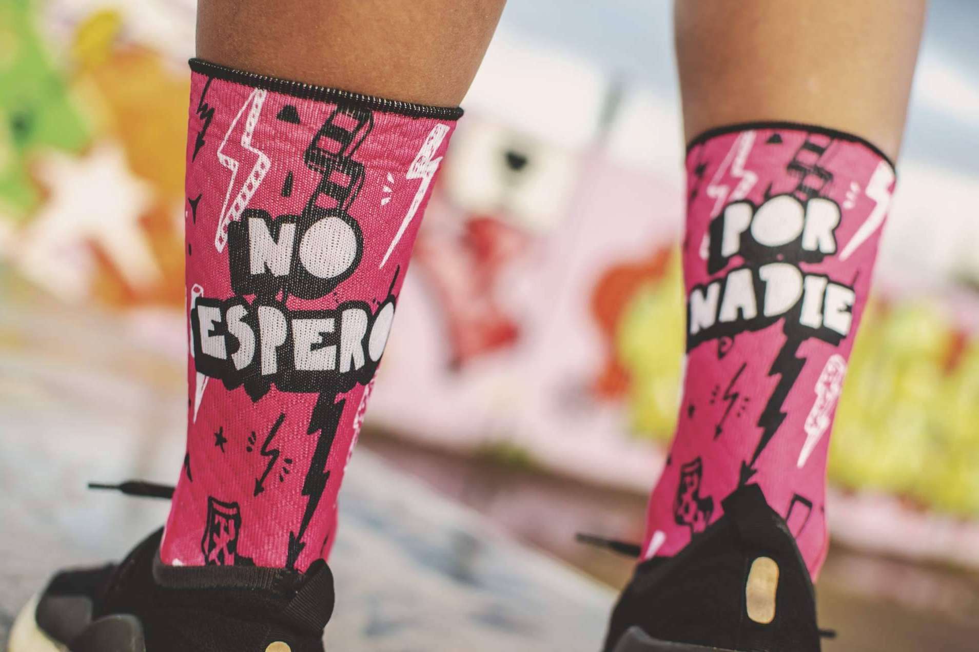 Calcetines personalizables de gran calidad para amantes del deporte, en Maldita Buena Suerte