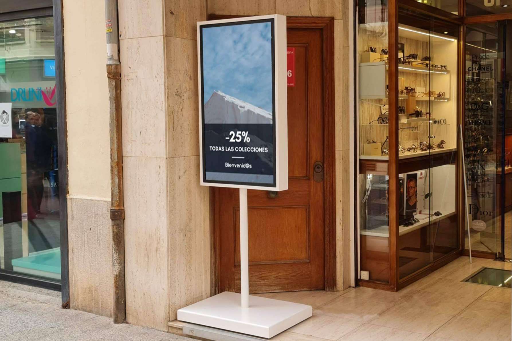 ¿Cómo puede ayudar una pantalla de publicidad a un negocio?, por LK Bitronic