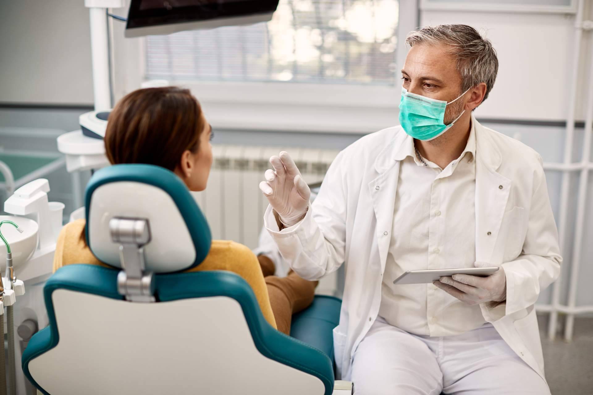 Implantes dentales en Leganés, Alcalá de Henares y Madrid con Clínicas Dr. Escobar