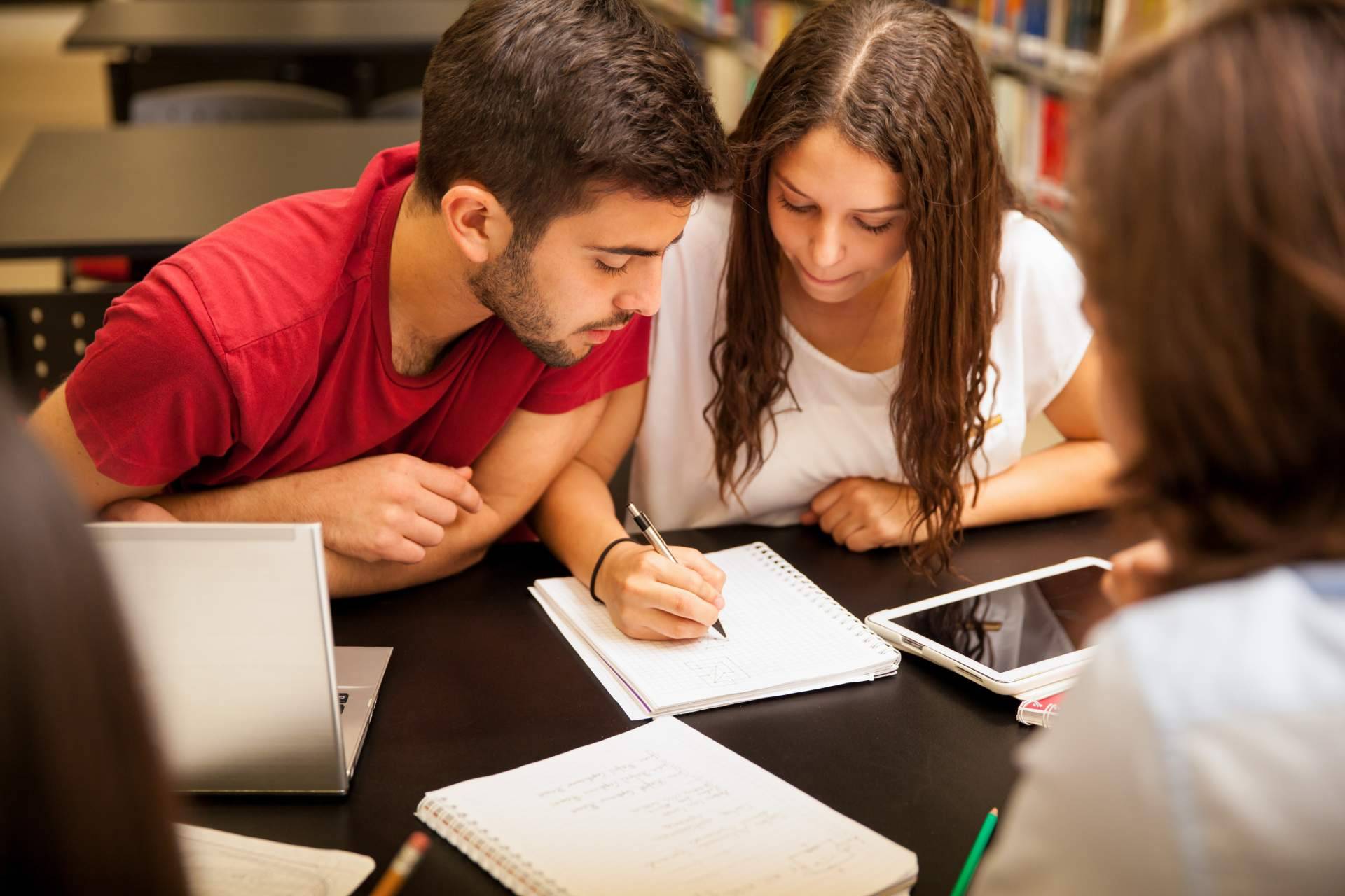 Cursos de formación para el empleo en EEP iGroup