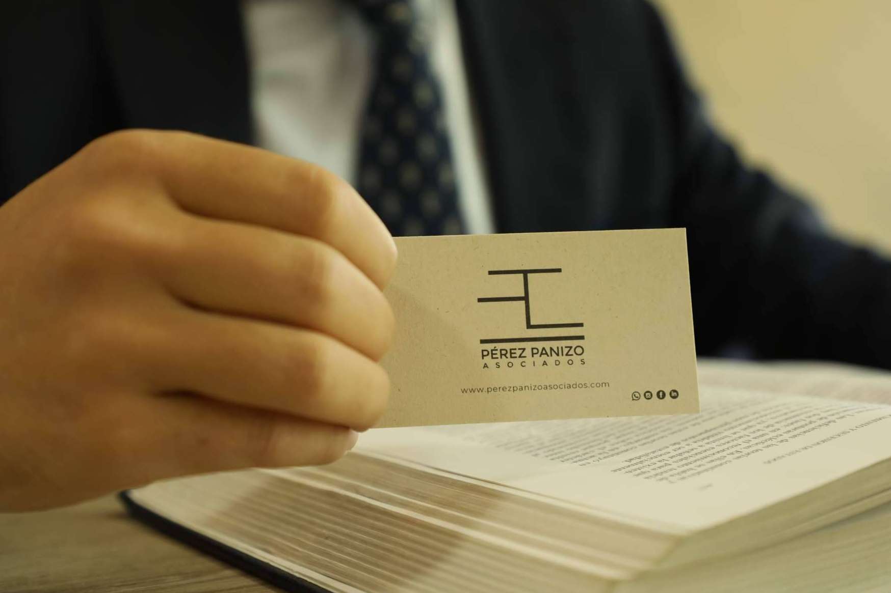 Abogados en Madrid y Asturias expertos en gestión de herencias, accidentes y divorcios