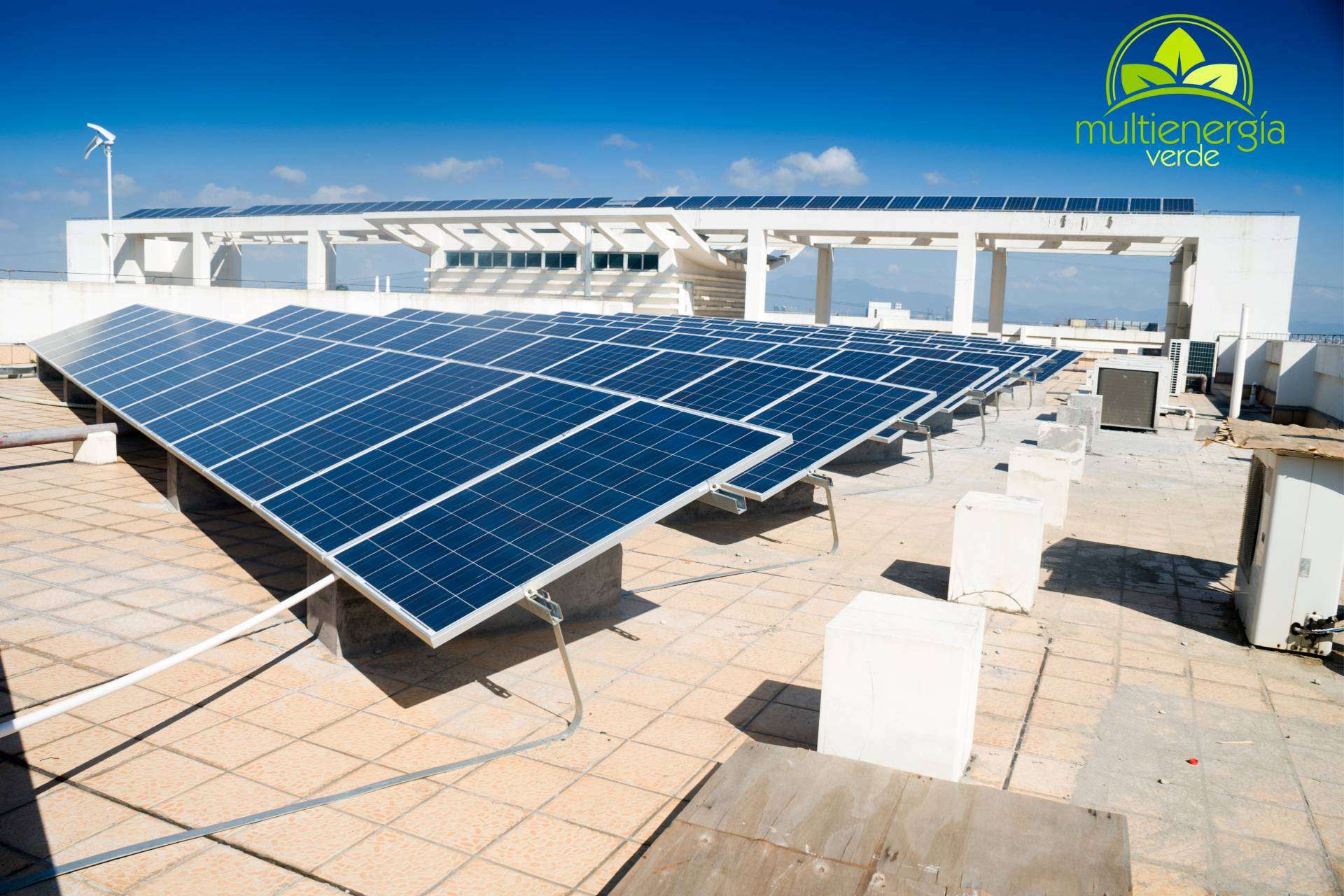 ¿Cómo obtener energía a precio 0 en comunidades de propietarios?, por Multienergía Verde
