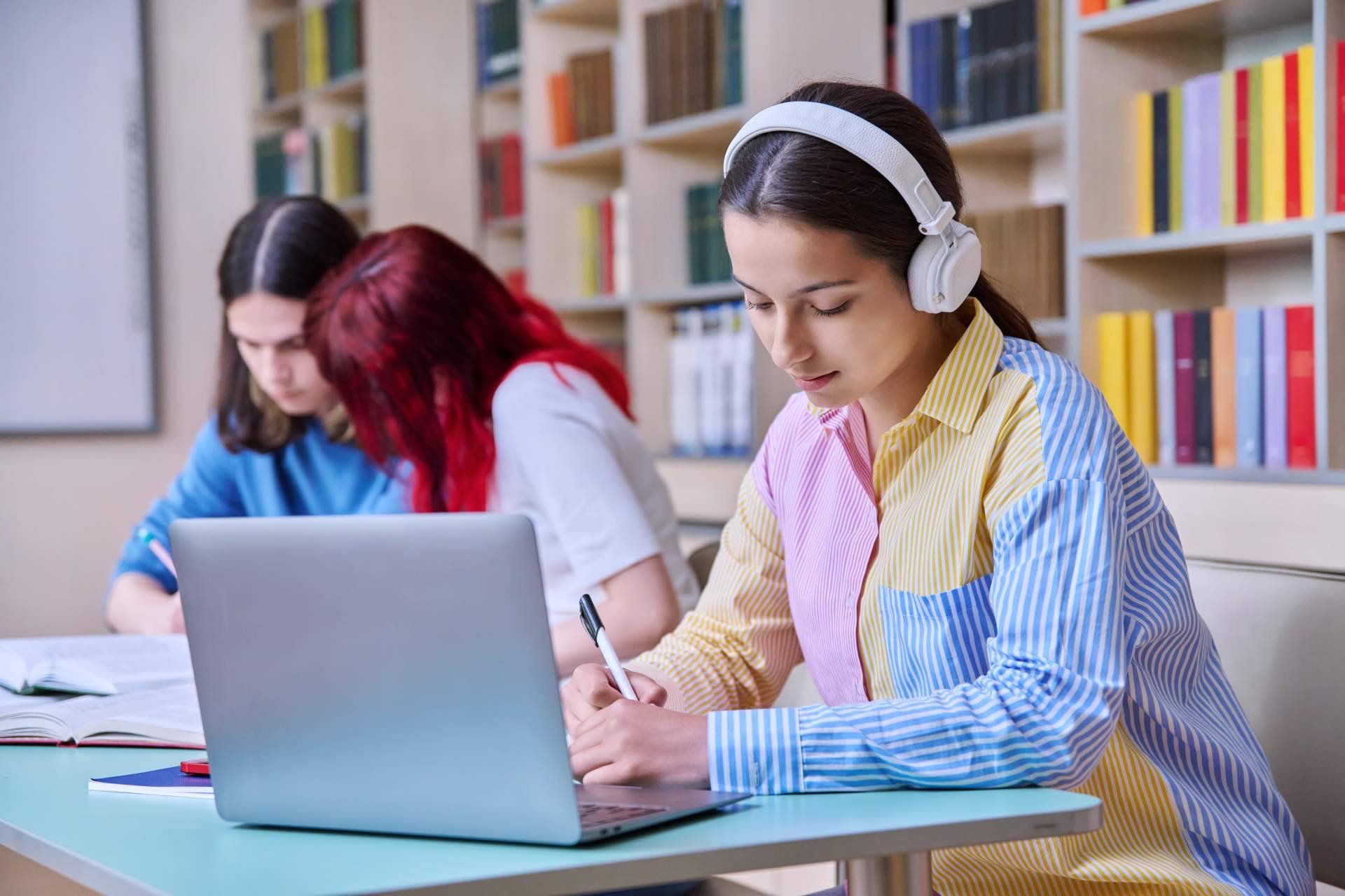 ¿Cómo estudiar y trabajar en Canadá?