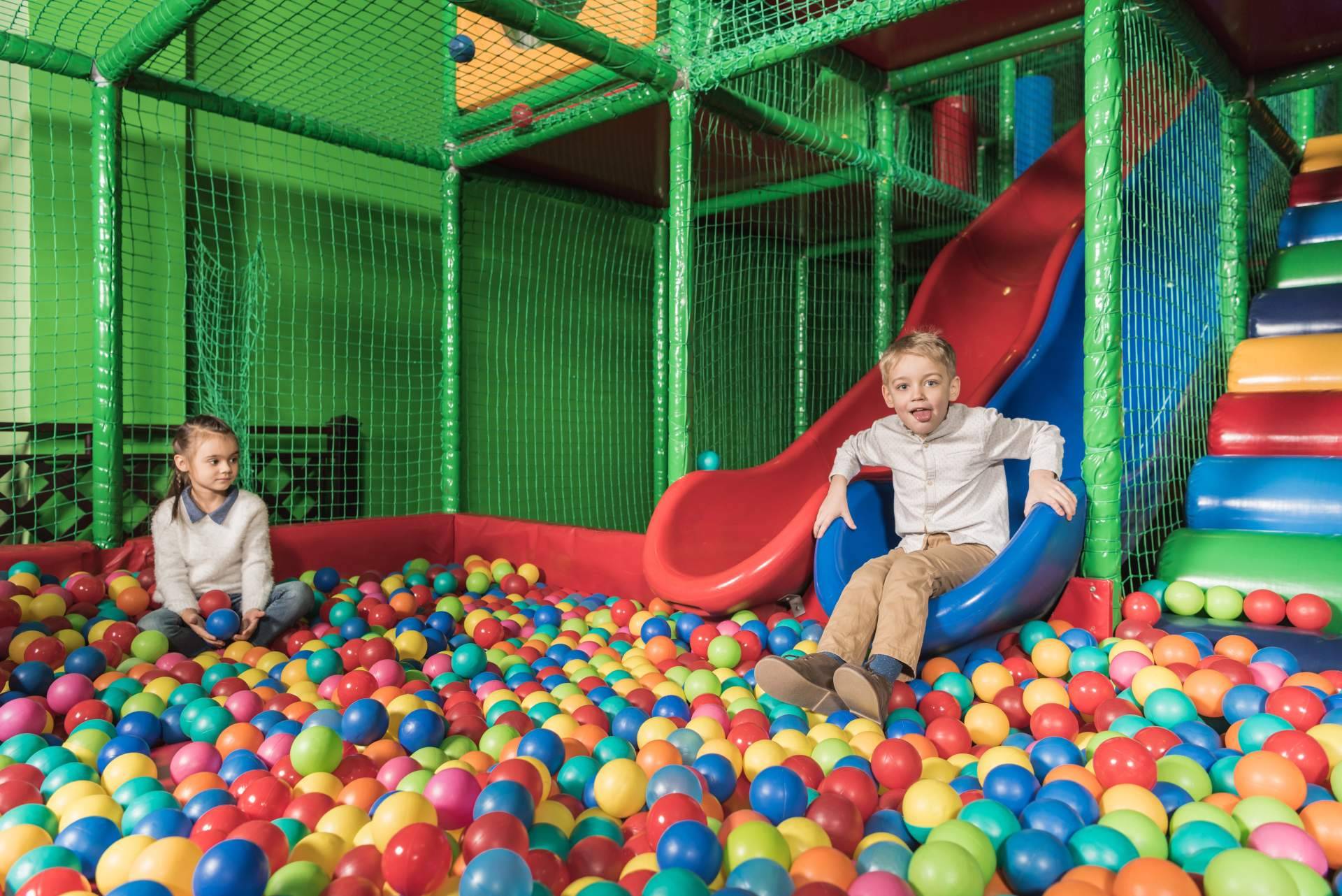 Bridas para parques infantiles disponibles en el catálogo de productos de Infosolucion