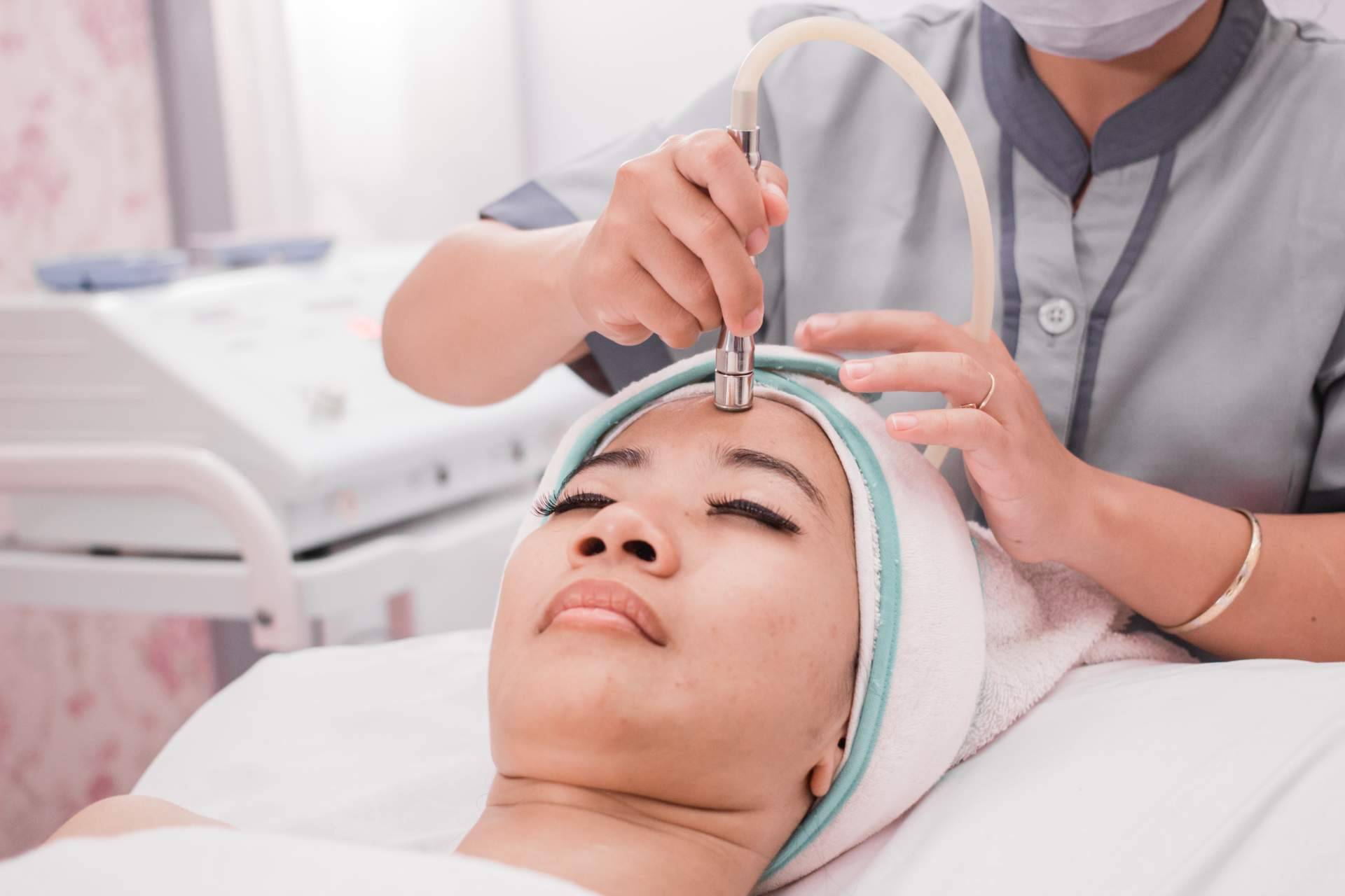 Beauty Contact son los congresos de negocio y formación para profesionales de la belleza que organiza Beauty Market por diferentes puntos de España