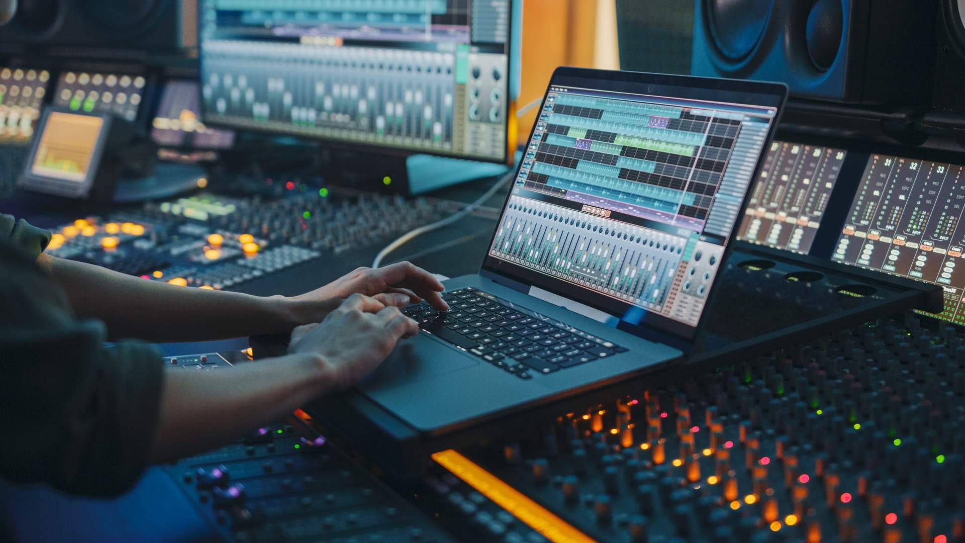 Todas las ventajas de los servicios de mezcla y mastering de Mezclaka Studios