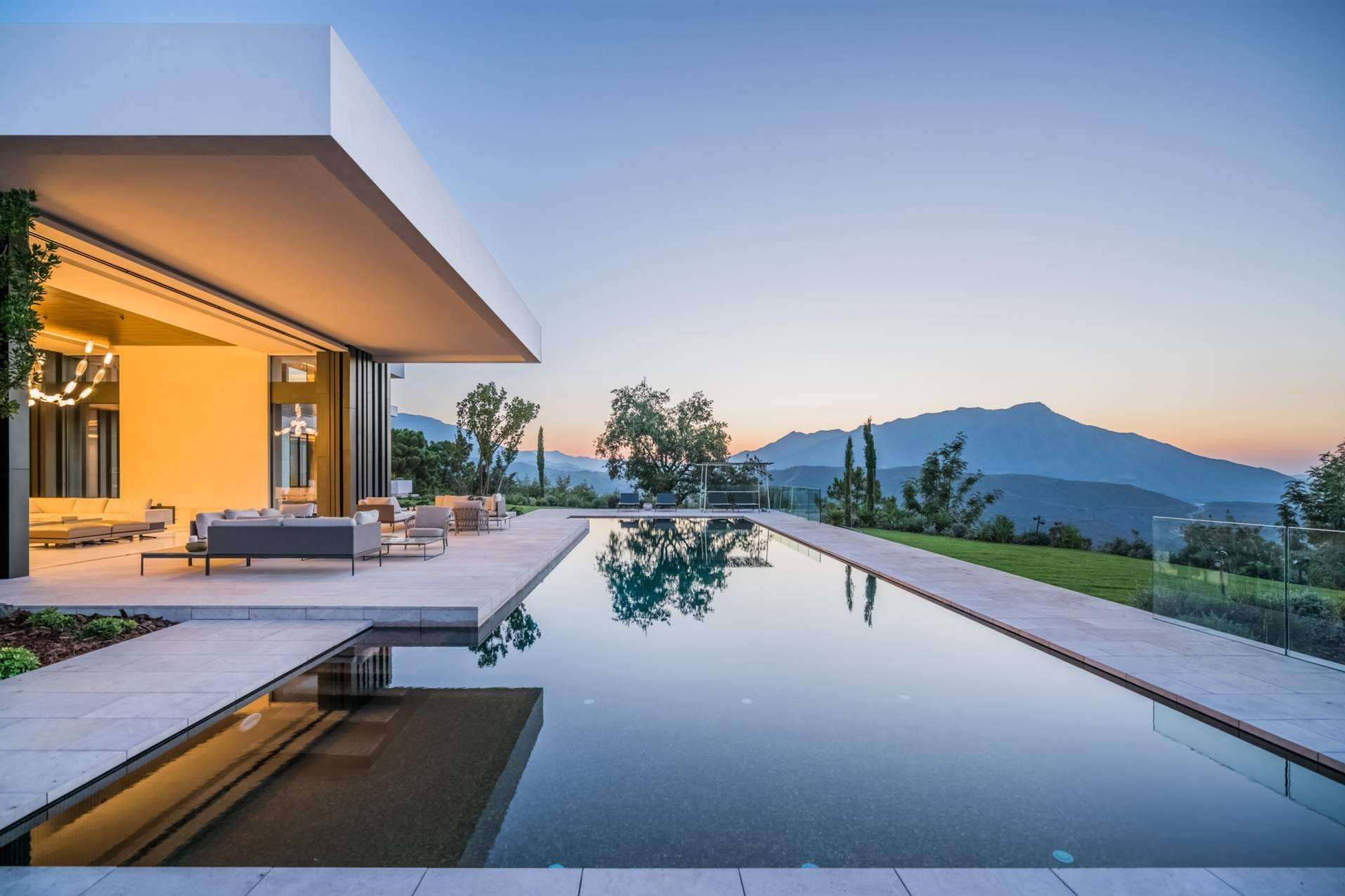¿Por qué invertir en una residencia de lujo en La Zagaleta, Málaga?, de la mano de Zeuthen & Company