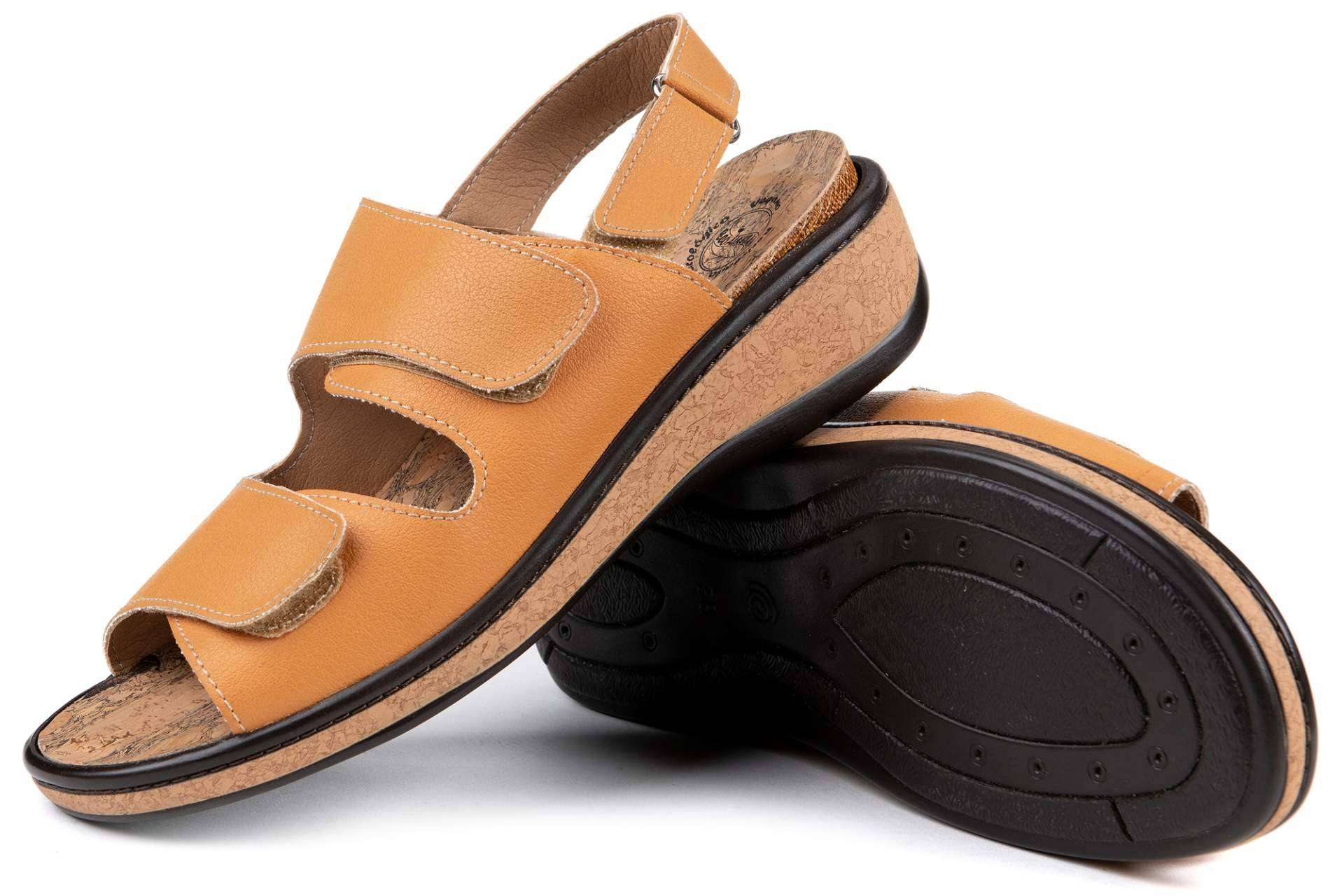Ecoalkesan, una empresa especializada en zapatillas veganas, que tiene las certificaciones PETA y ANIMAL FREE