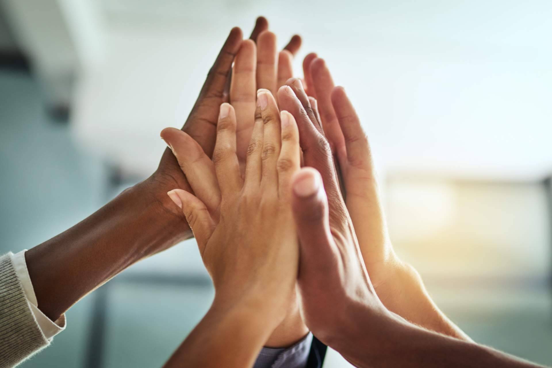Las empresas deben replantear la experiencia de los empleados para mejorar su satisfacción y fidelizar el talento humano