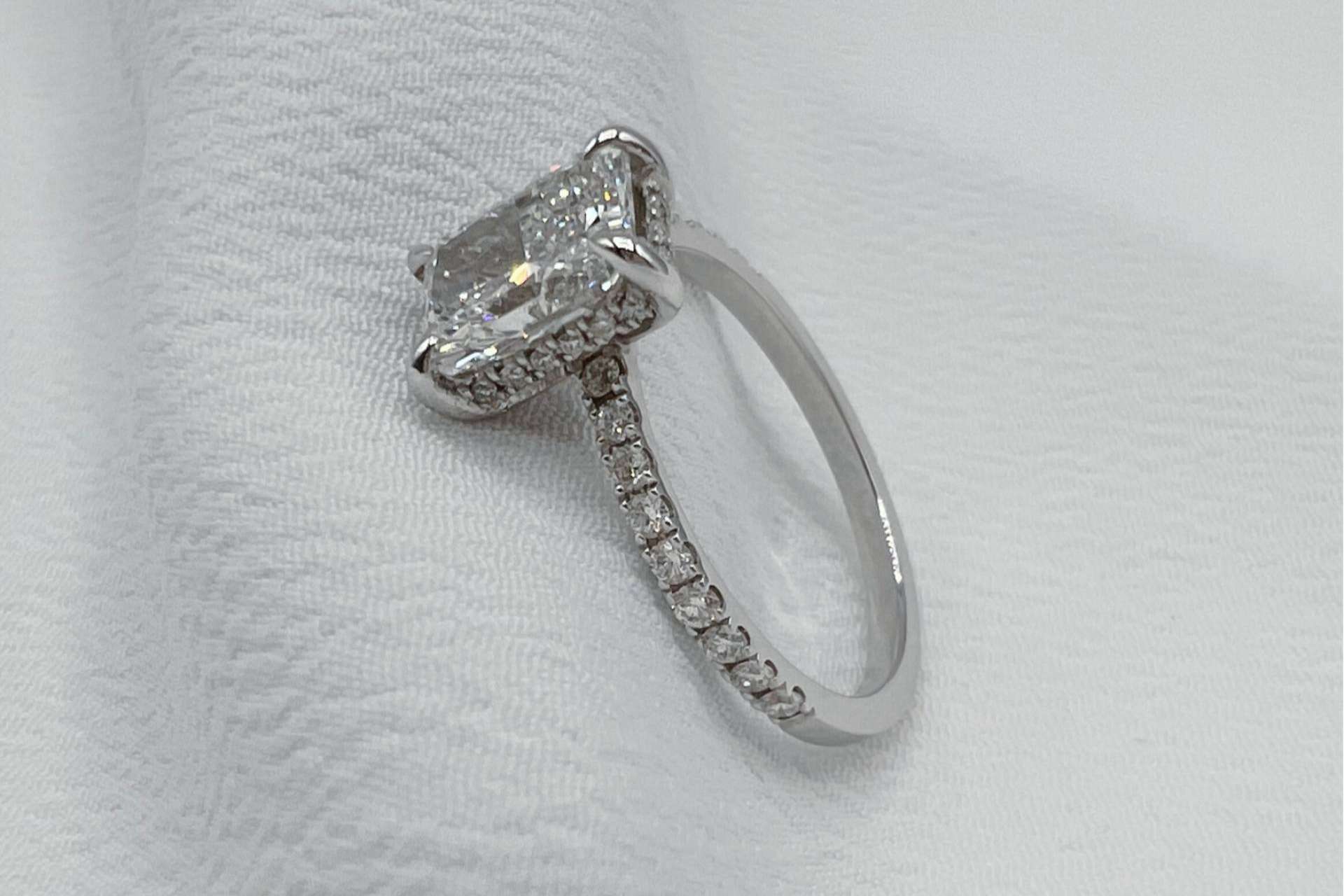 Diana, el anillo de compromiso con una esencia especial de Mimoke