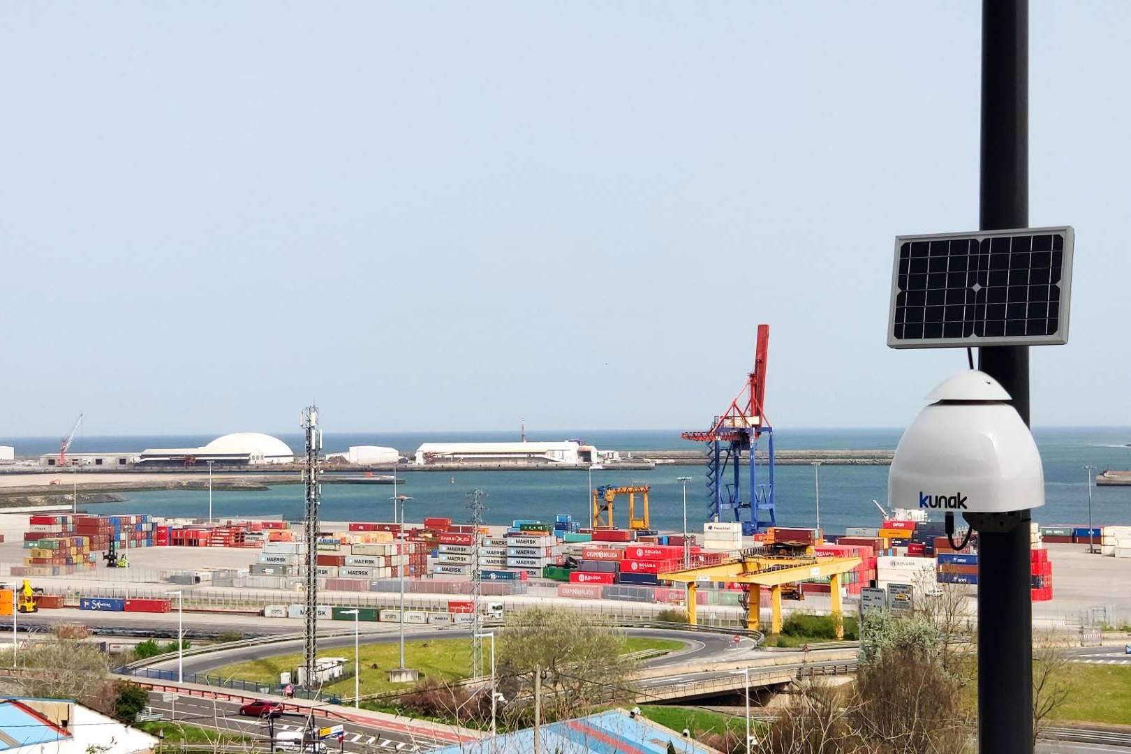 Monitorización de la calidad del aire en exteriores a través de sensores low-cost