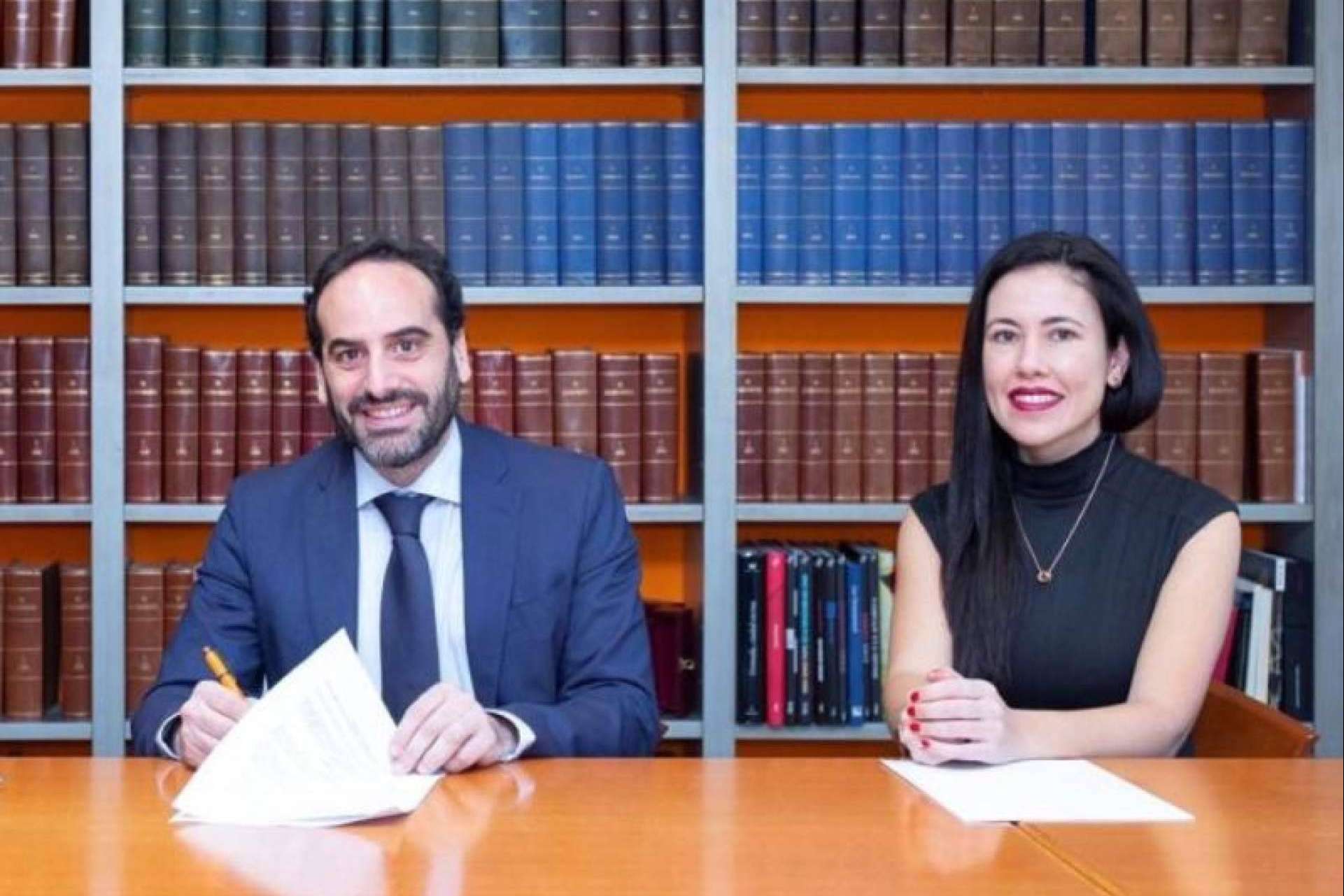 Los asesores jurídicos especializados en el área laboral de Lacaci & Delgado Abogados. Despido e incapacidad