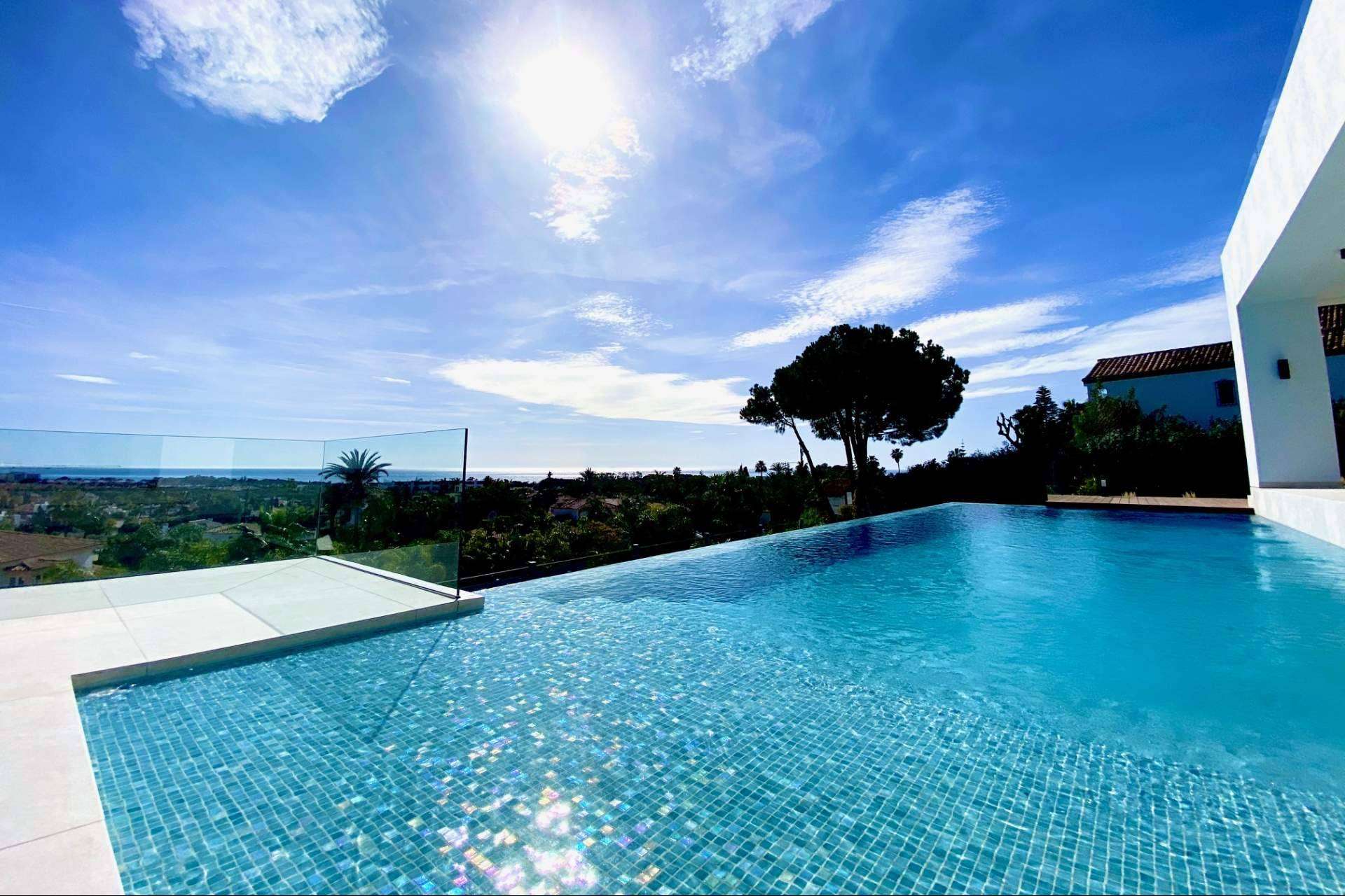 Zeuthen & Company cuenta con un extenso catálogo de villas de lujo en Marbella
