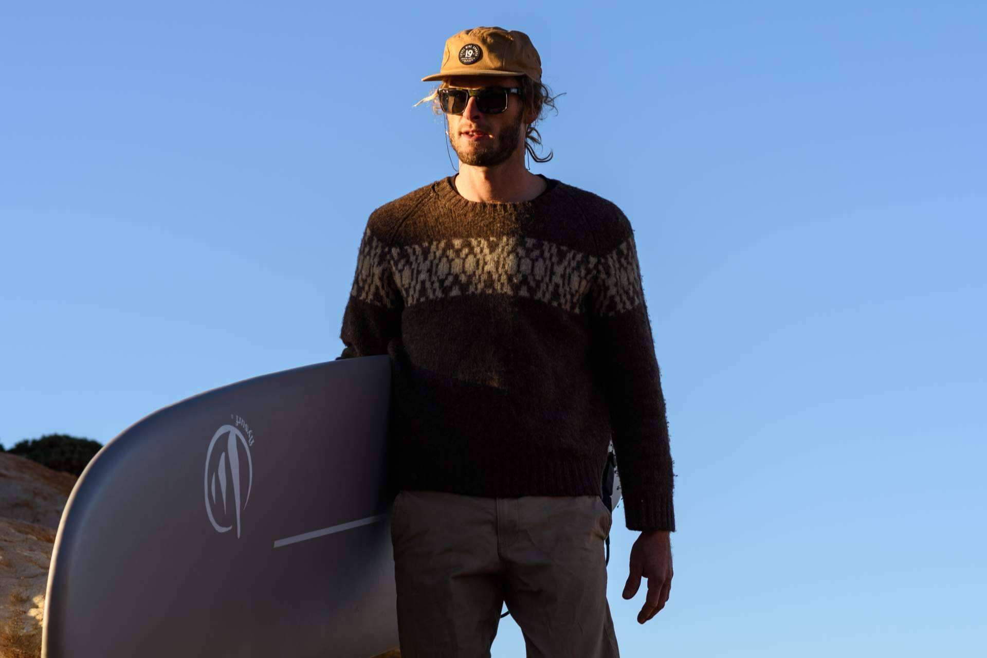Algunos de los mejores destinos para surfear en octubre, de la mano de Flysurf